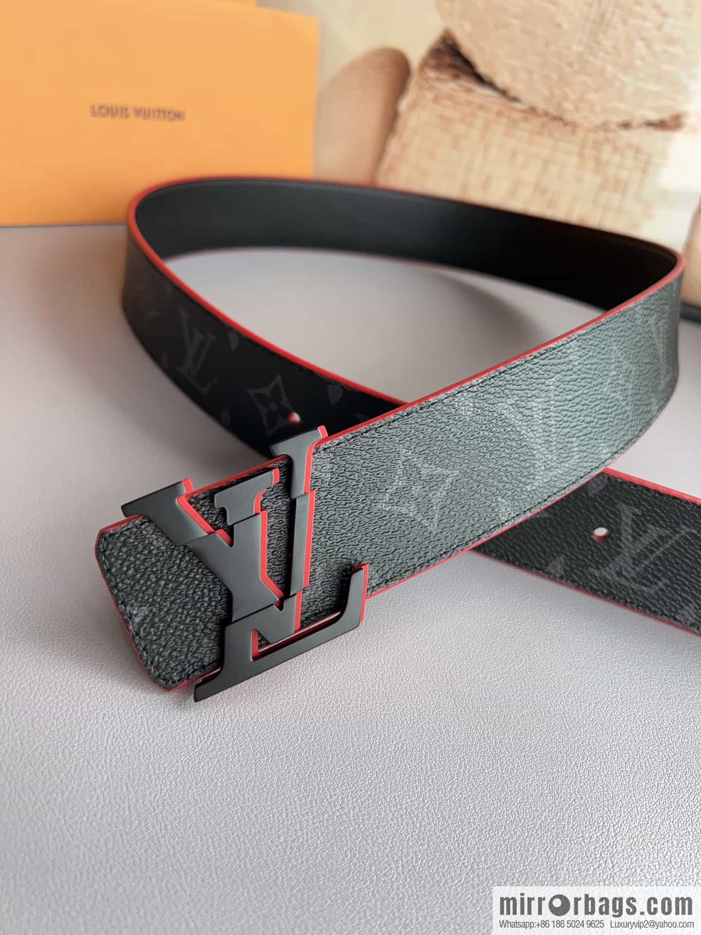 LV Louis Vuitton BROKEN 40mm double-sided belt