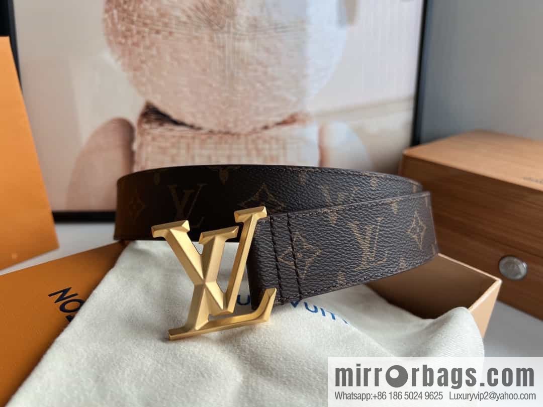 LV Louis Vuitton PYRAMIDE 40mm belt