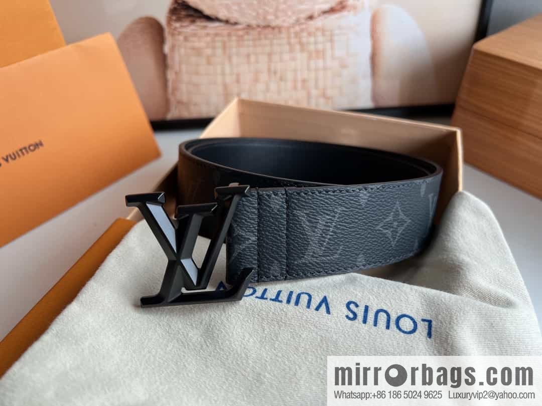 LV Louis Vuitton PYRAMIDE 40mm belt
