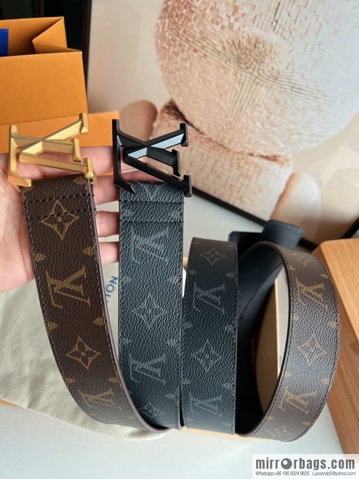 LV Louis Vuitton PYRAMIDE 40mm belt