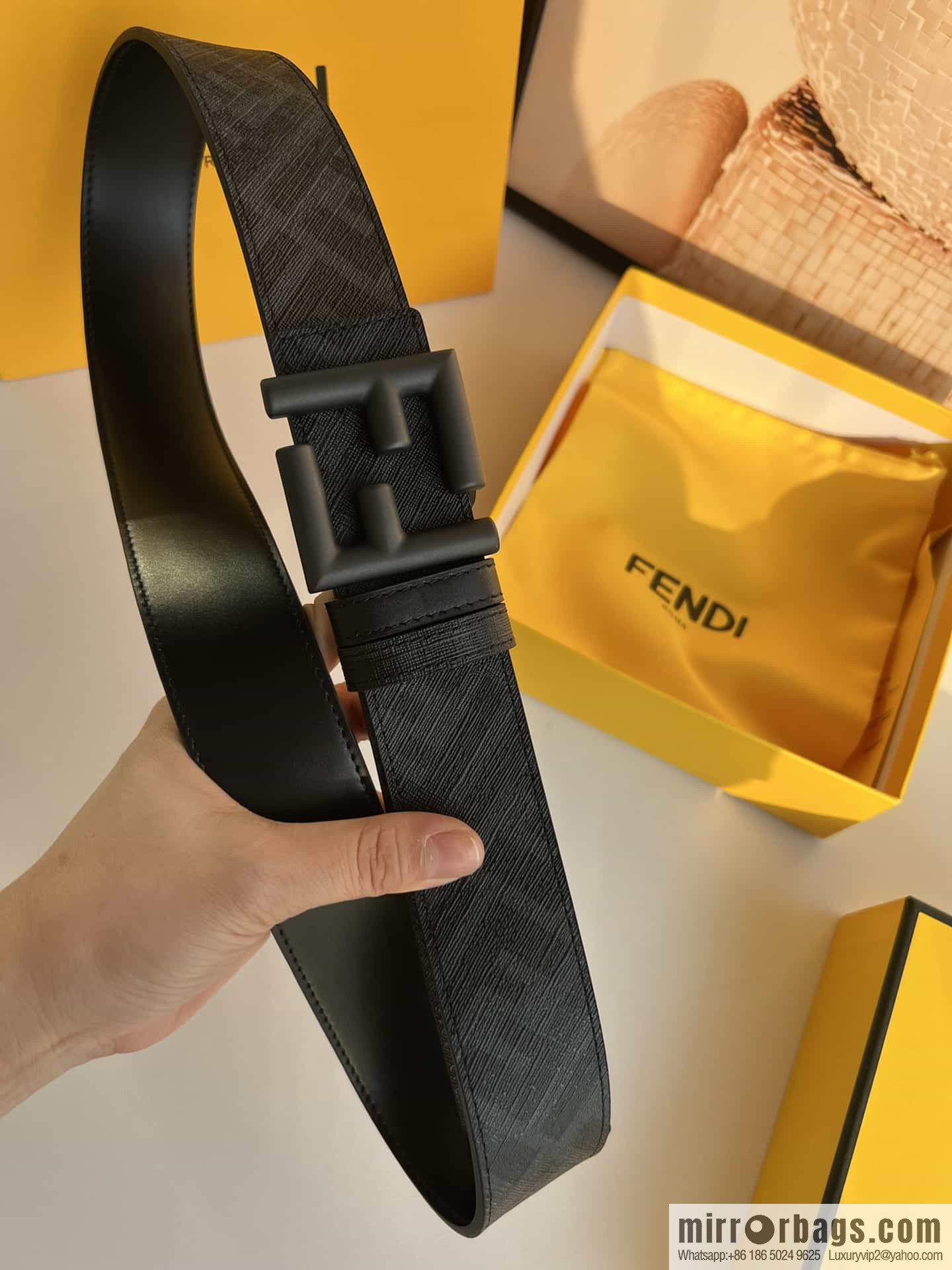 FENDI Fendi FF logo superb craftsmanship metal buckle men's 3.5cm belt