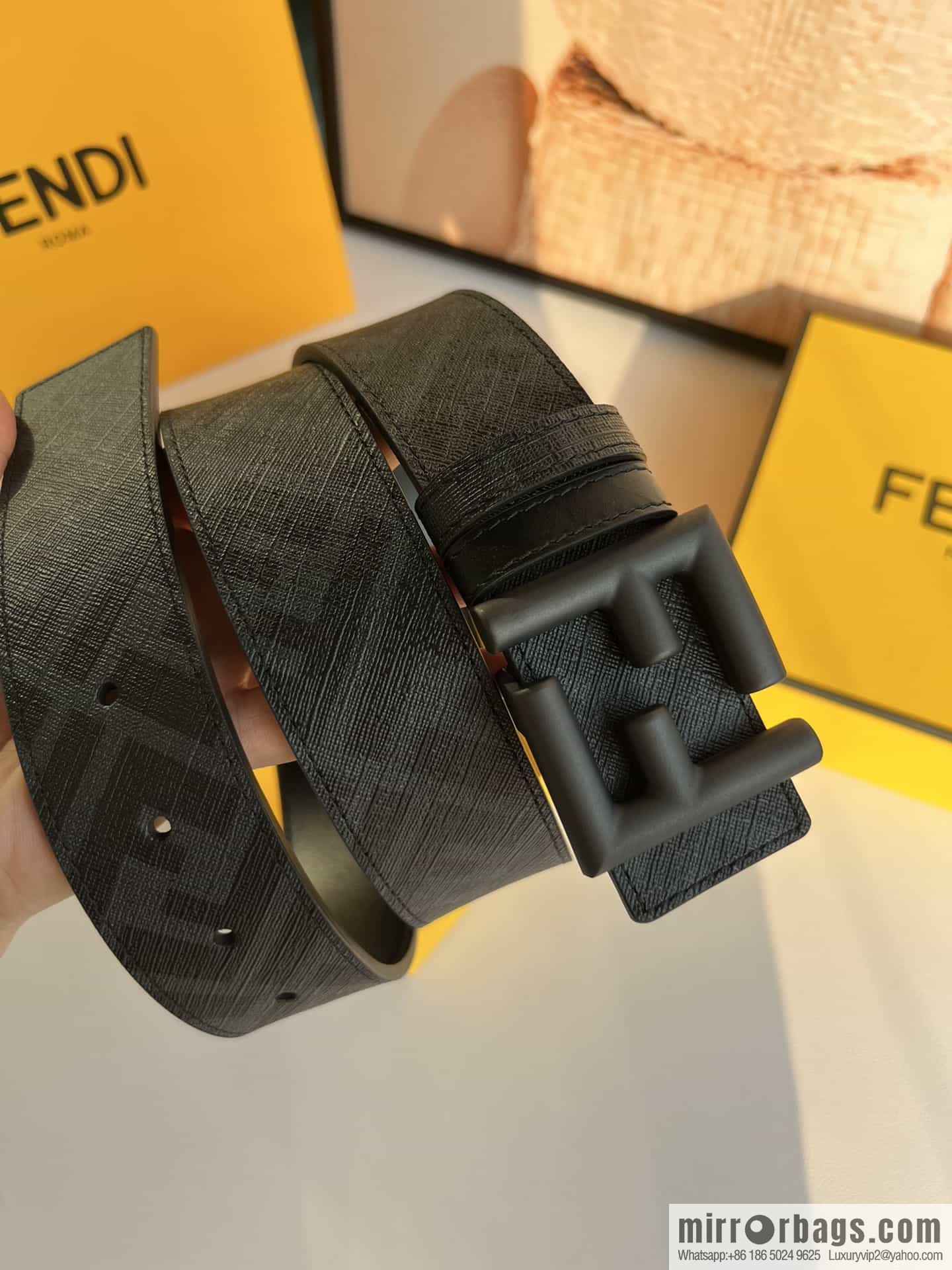 FENDI Fendi FF logo superb craftsmanship metal buckle men's 3.5cm belt