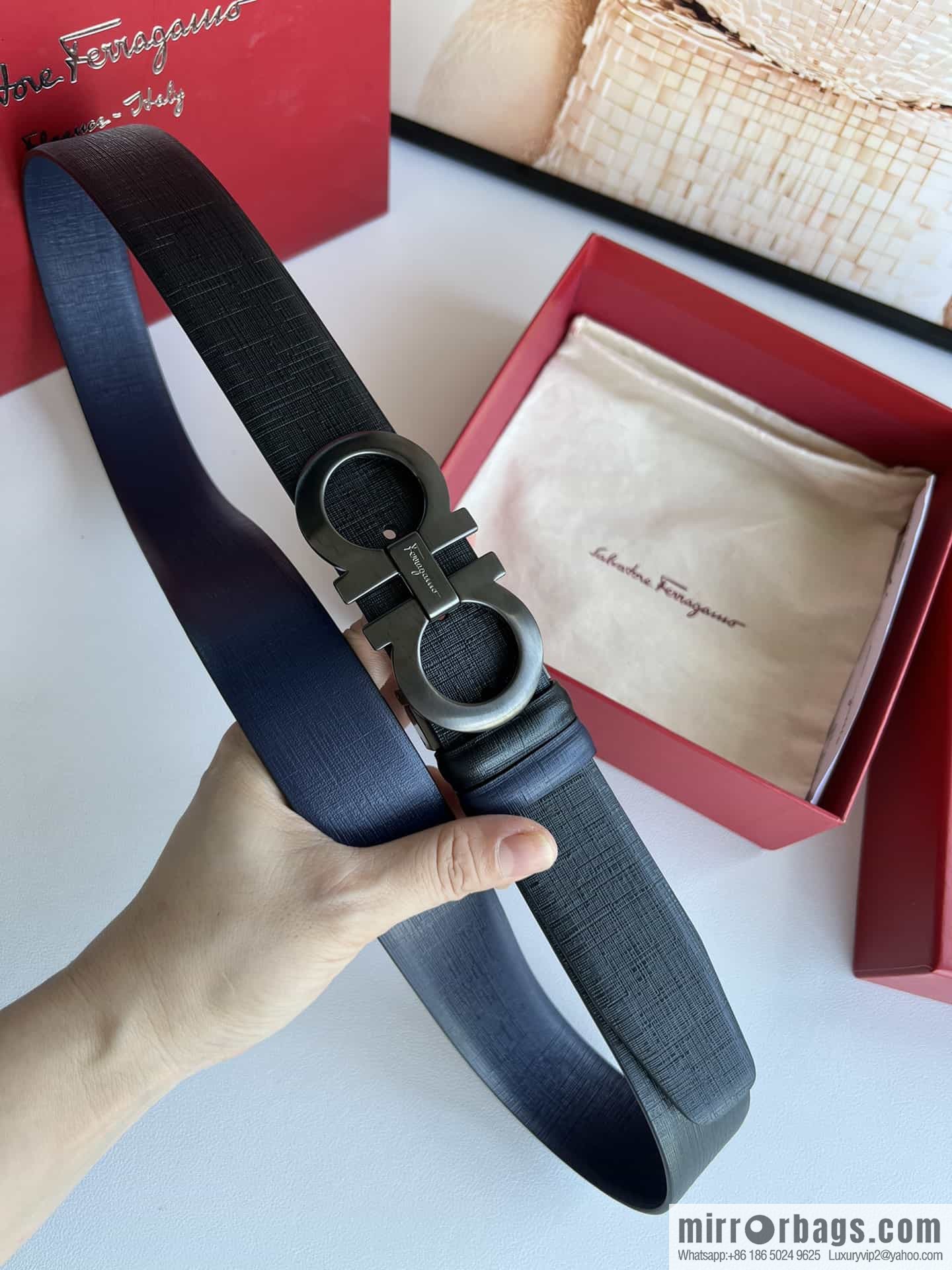 Ferragamo Ferragamo, Double Sided Cowhide Blue/Black Leather Men's 3.5cm Belt