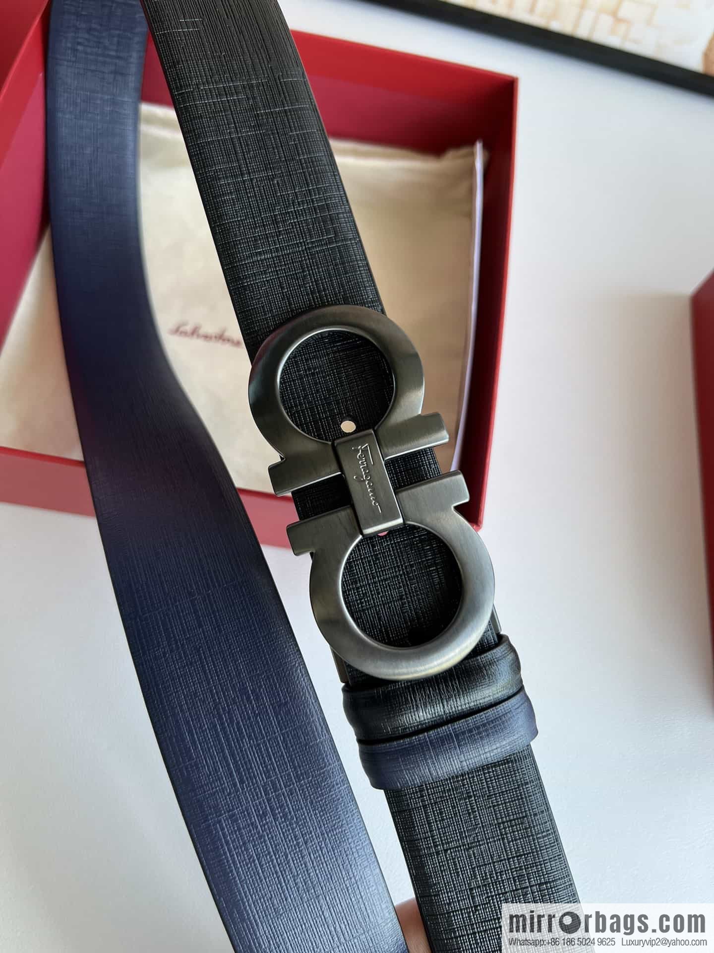 Ferragamo Ferragamo, Double Sided Cowhide Blue/Black Leather Men's 3.5cm Belt