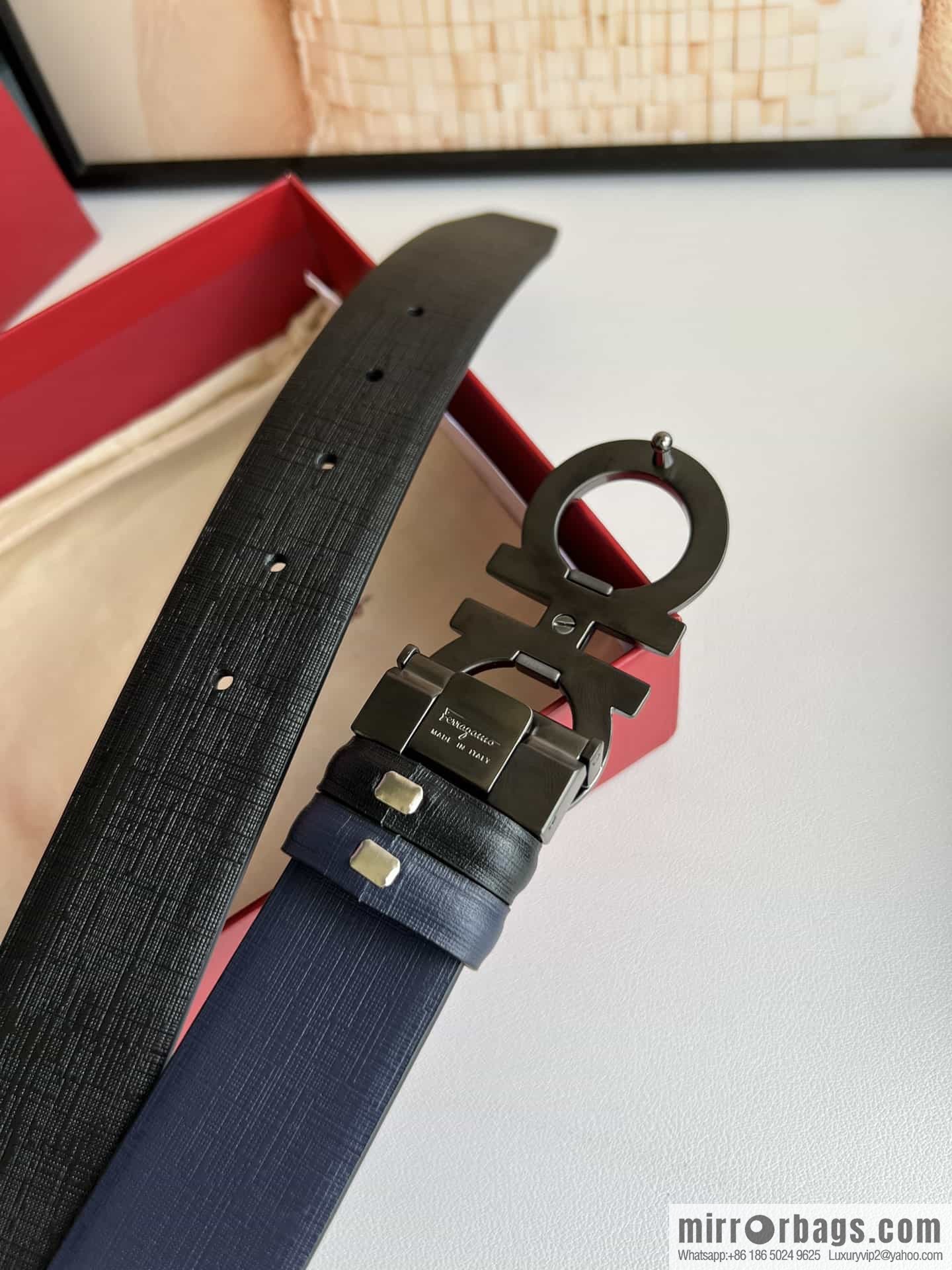 Ferragamo Ferragamo, Double Sided Cowhide Blue/Black Leather Men's 3.5cm Belt