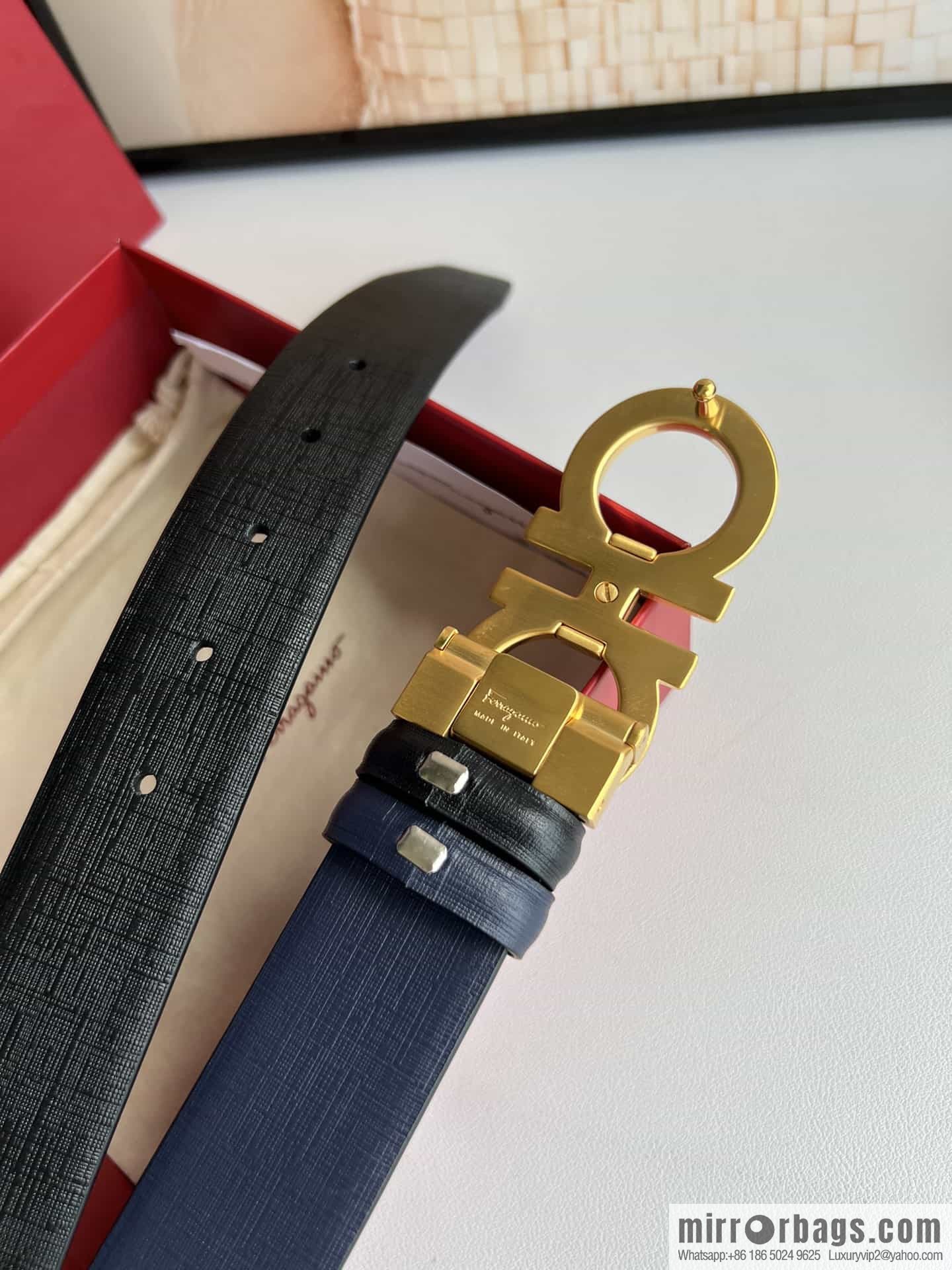 Ferragamo Ferragamo, Double Sided Cowhide Blue/Black Leather Men's 3.5cm Belt