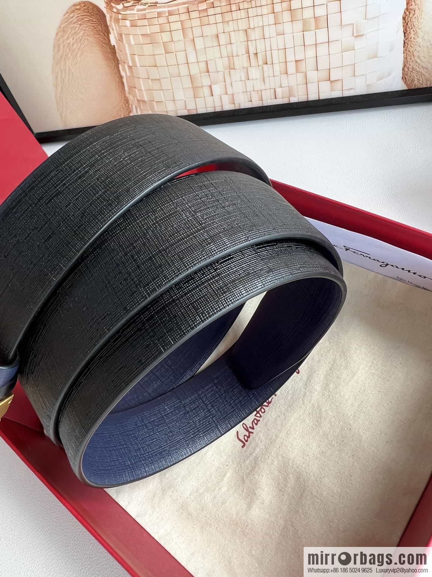 Ferragamo Ferragamo, Double Sided Cowhide Blue/Black Leather Men's 3.5cm Belt