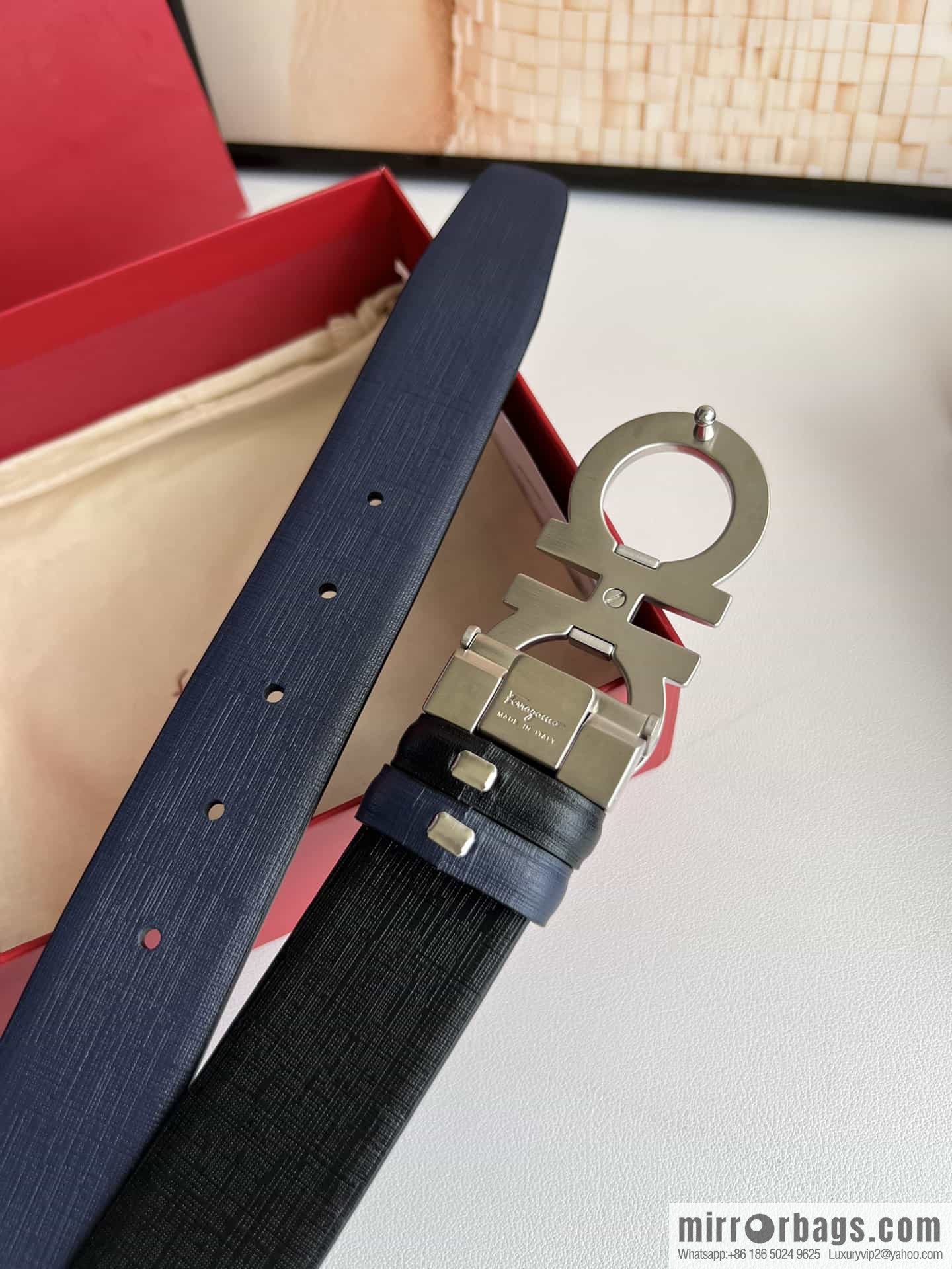 Ferragamo Ferragamo, Double Sided Cowhide Blue/Black Leather Men's 3.5cm Belt
