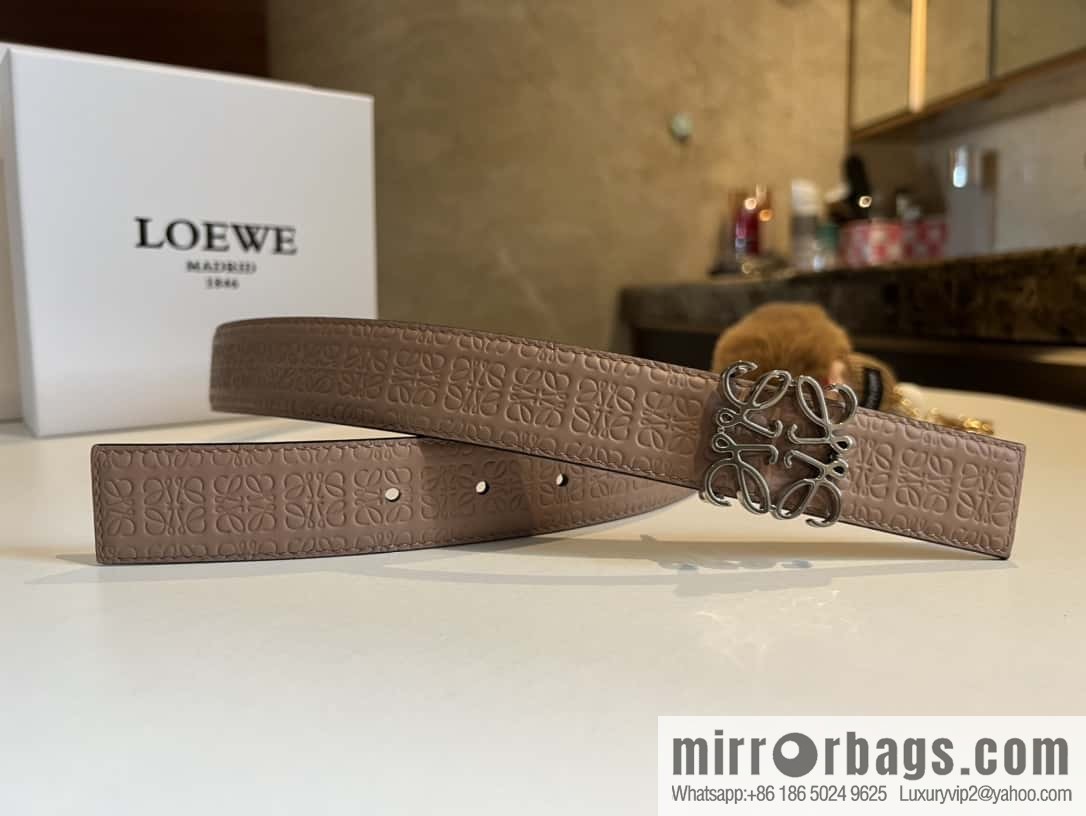 LOEWE logo spider buckle, cowhide embossed 3.2cm women's belt