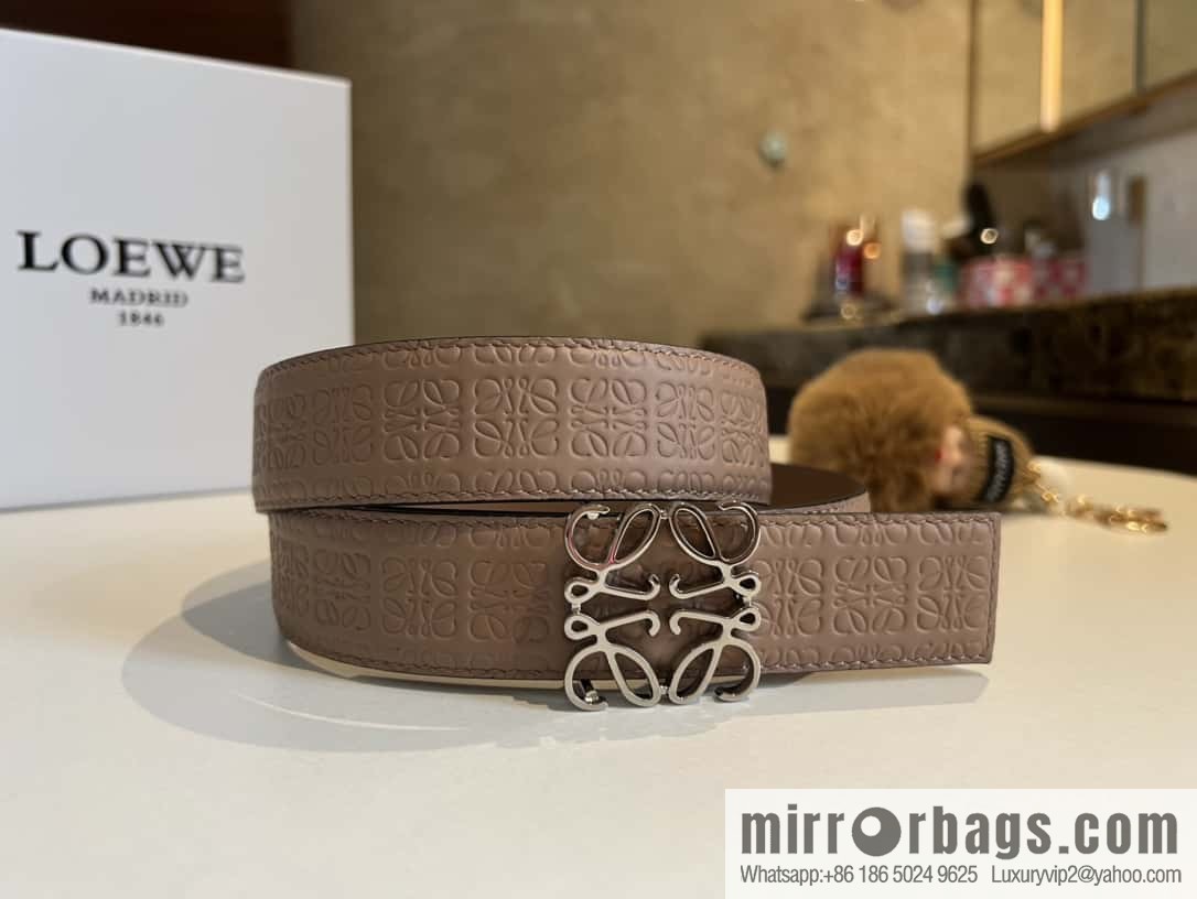 LOEWE logo spider buckle, cowhide embossed 3.2cm women's belt