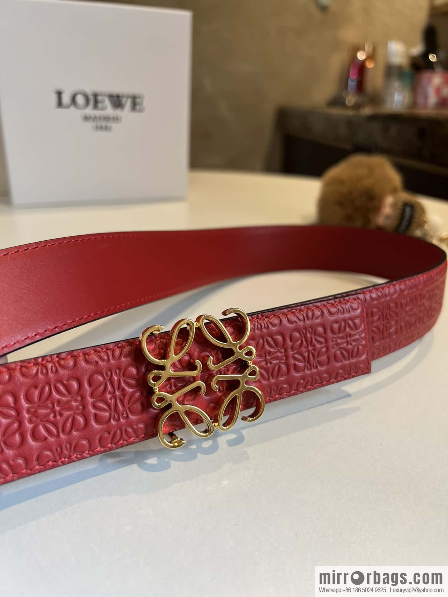LOEWE logo spider buckle, cowhide embossed 3.2cm women's belt