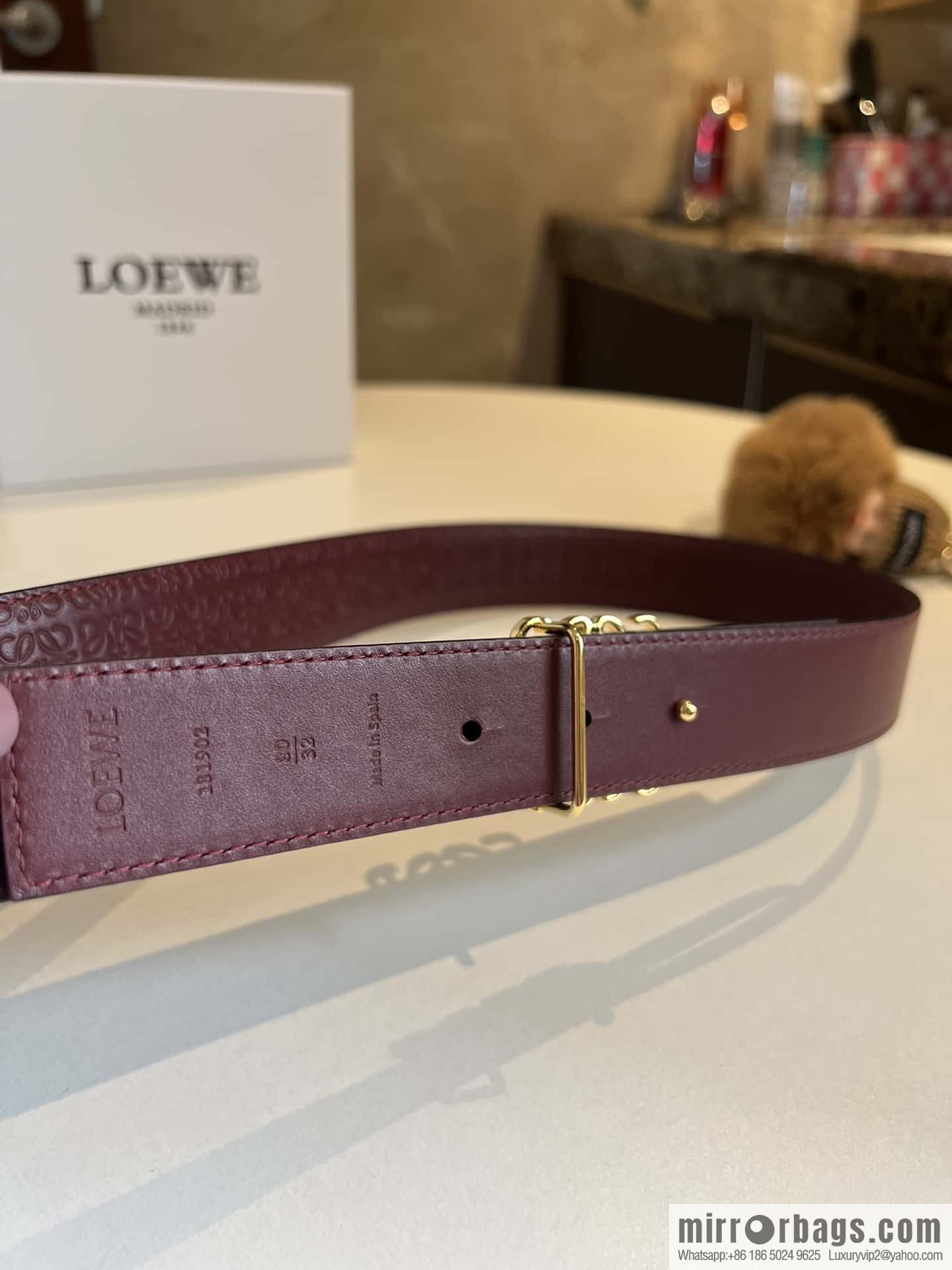 LOEWE logo spider buckle, cowhide embossed 3.2cm women's belt
