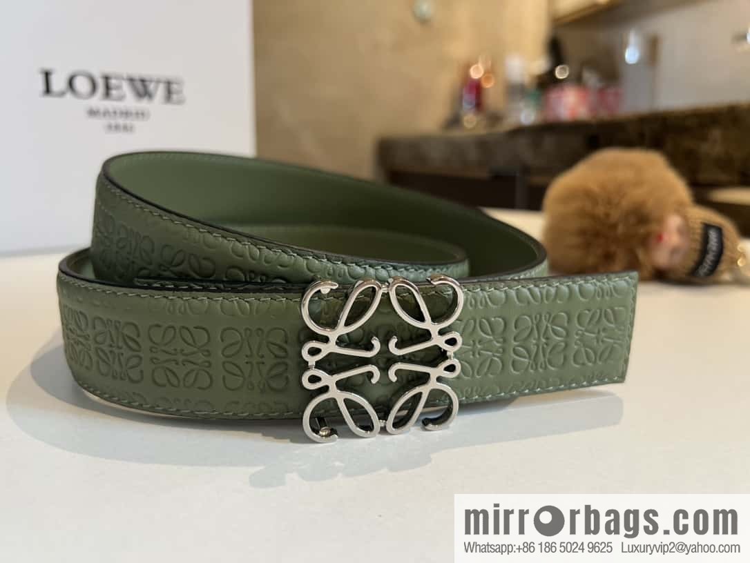 LOEWE logo spider buckle, cowhide embossed 3.2cm women's belt