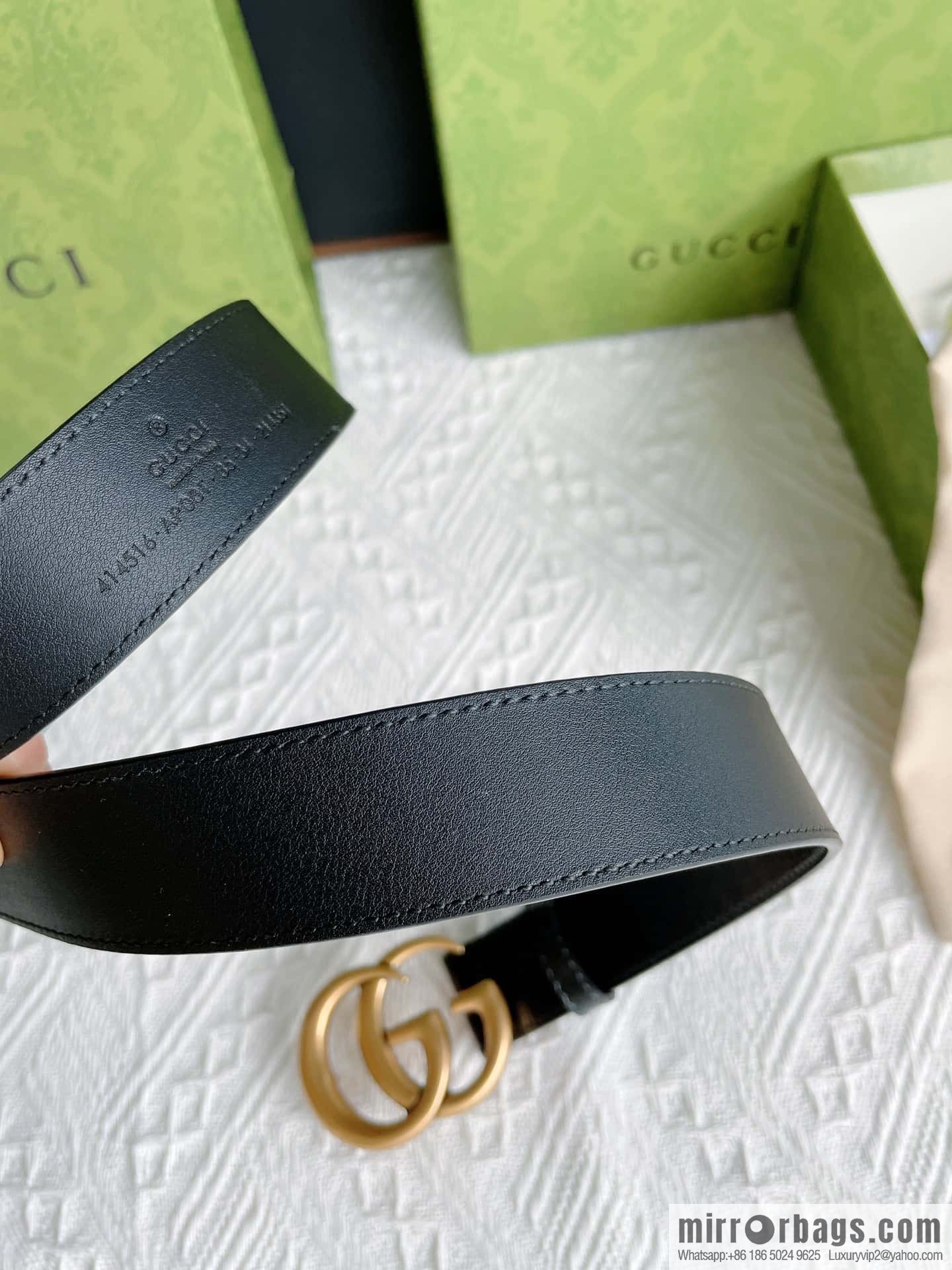 GUCCI imported cowhide texture, classic logo metal buckle belt