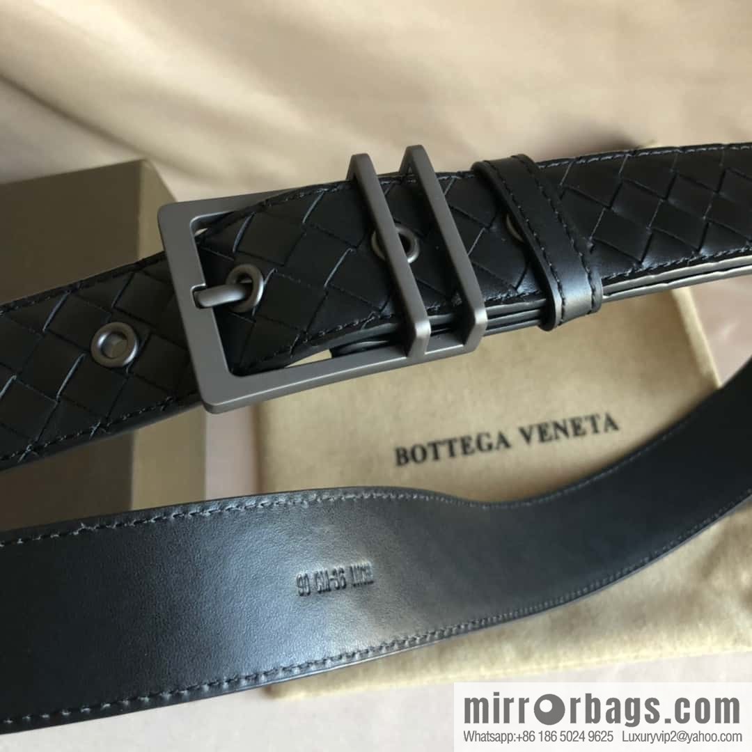 Bottega Veneta, hand-woven, polished eyelets and pin buckles, belt 3.5cm