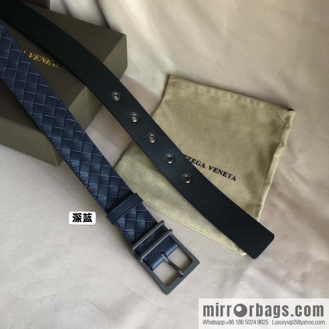 Bottega Veneta, hand-woven, polished eyelets and pin buckles, belt 3.5cm