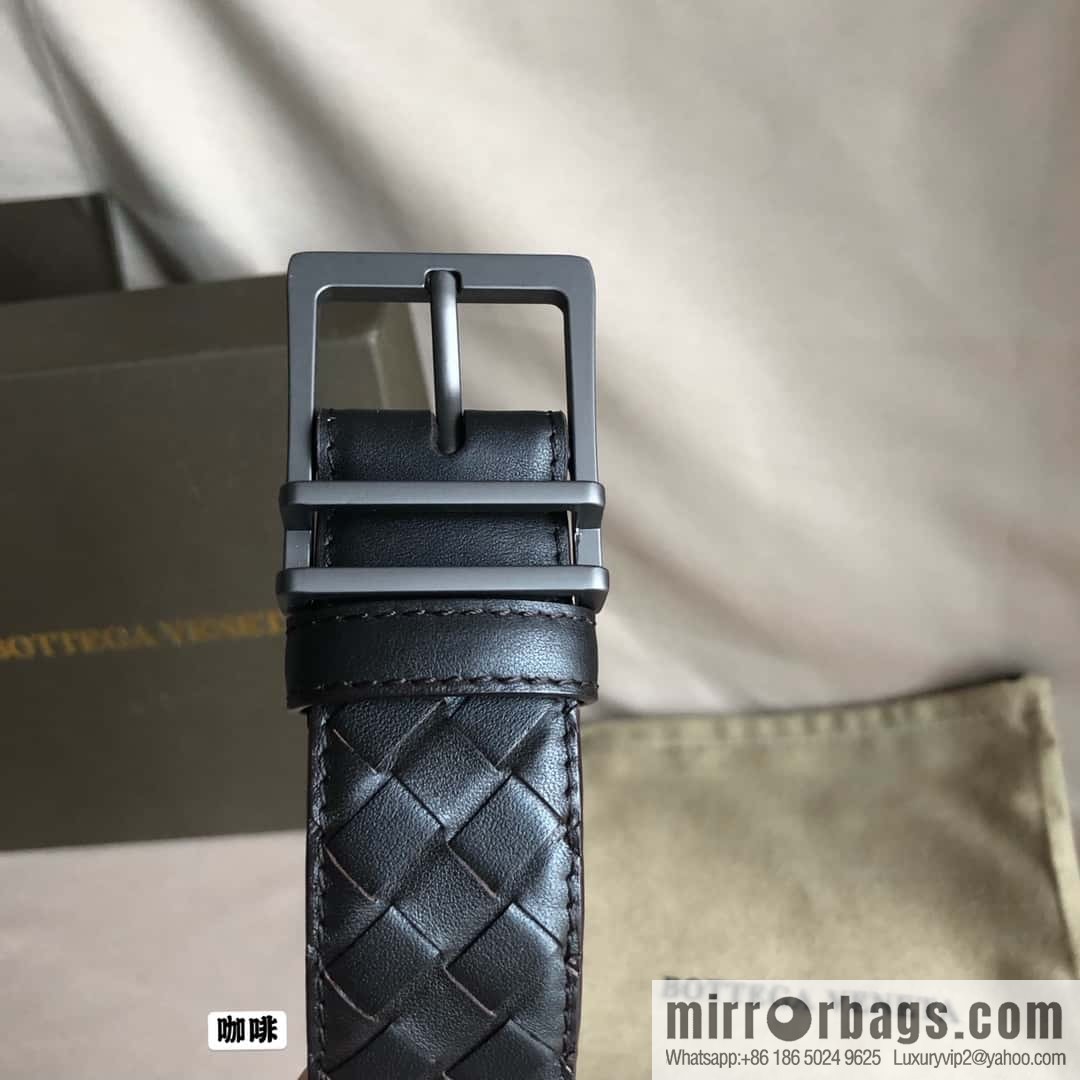Bottega Veneta, hand-woven, polished eyelets and pin buckles, belt 3.5cm