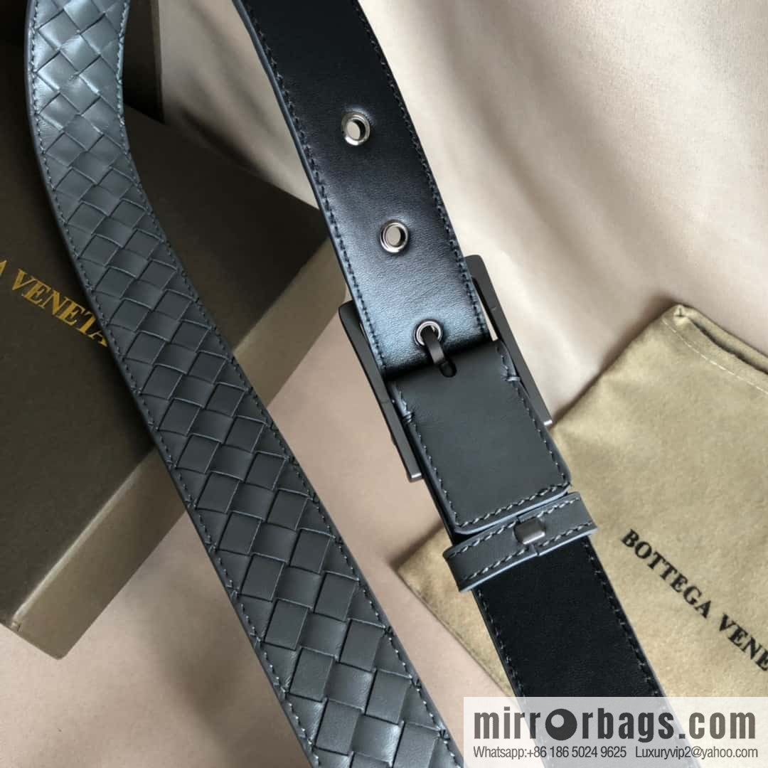 Bottega Veneta, hand-woven, polished eyelets and pin buckles, belt 3.5cm