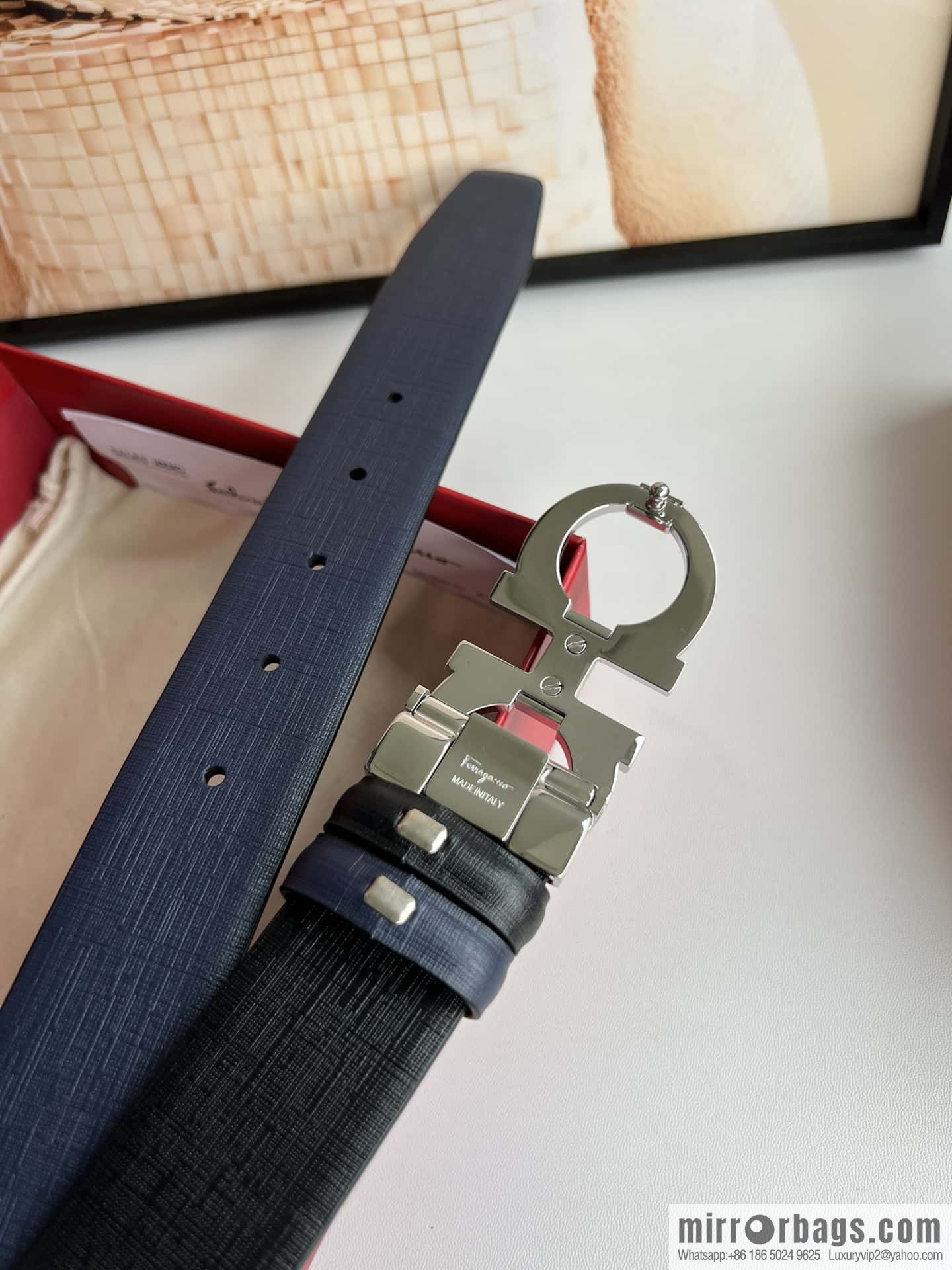 Ferragamo Ferragamo, stainless steel figure 8 metal brushed clip buckle, double-sided first-layer cowhide belt 3.5cm