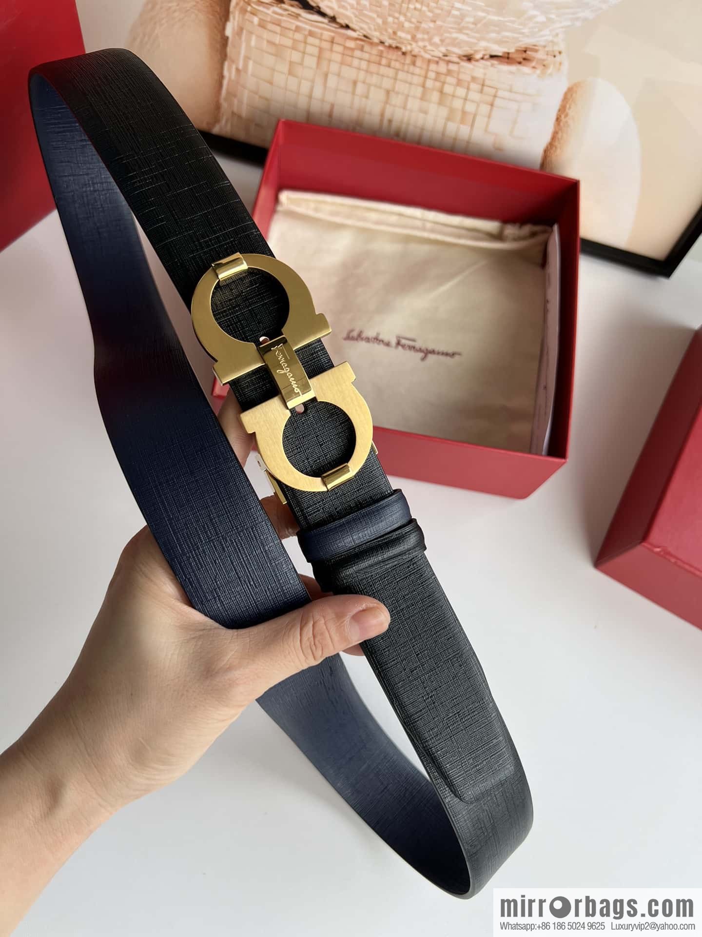 Ferragamo Ferragamo, stainless steel figure 8 metal brushed clip buckle, double-sided first-layer cowhide belt 3.5cm