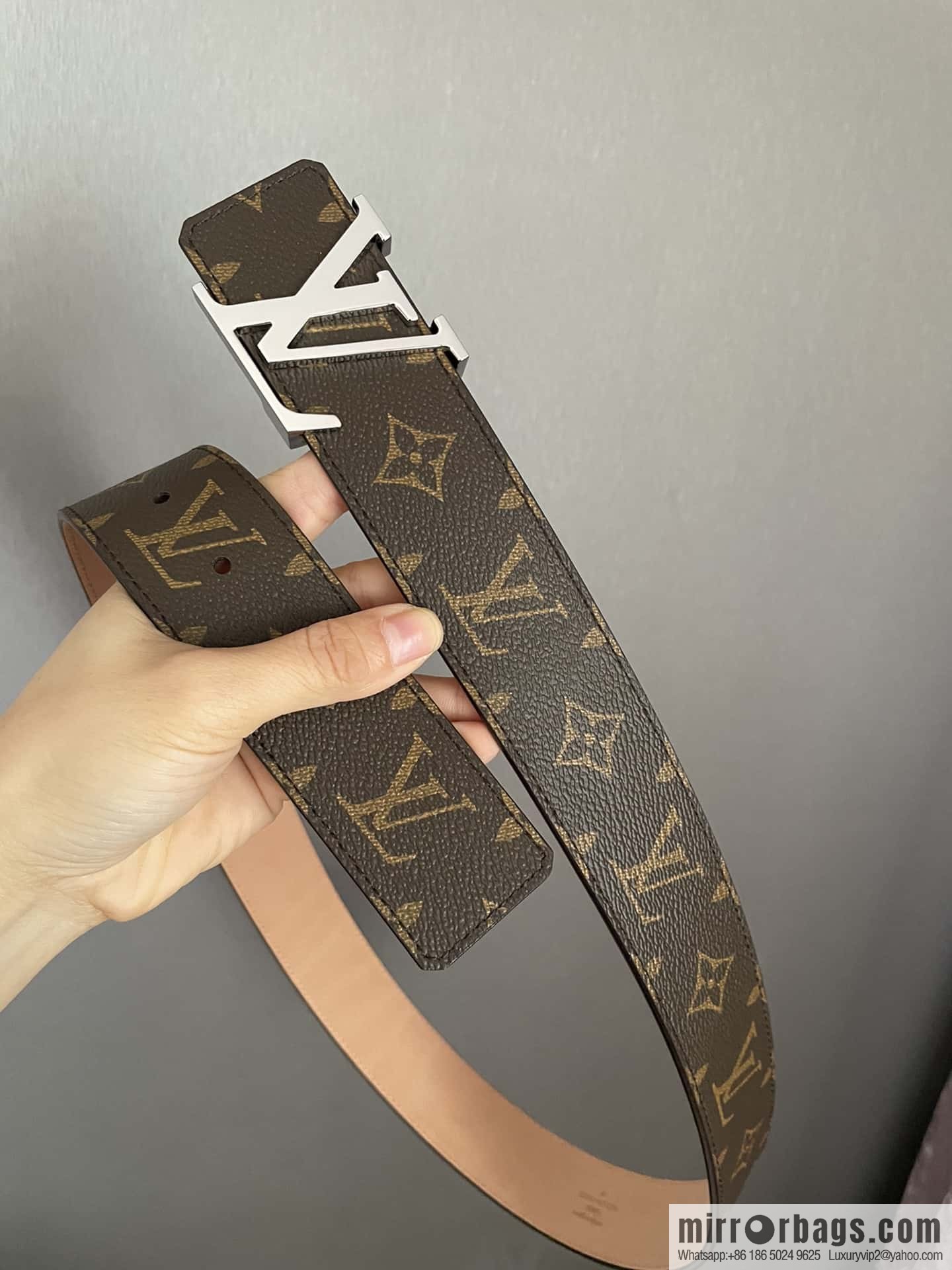 LV signature letter metal buckle belt M9808/M9608/M9610