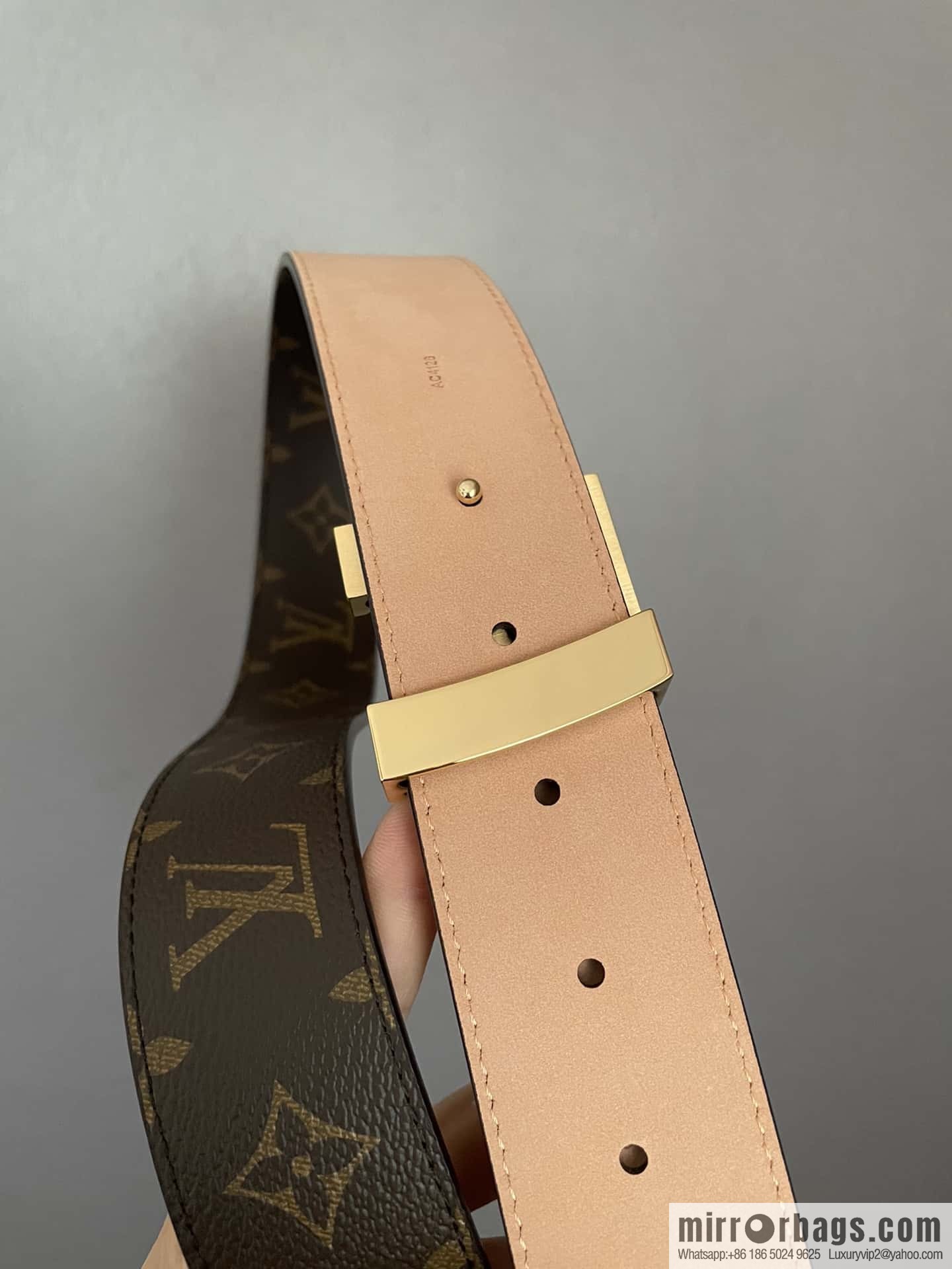 LV signature letter metal buckle belt M9808/M9608/M9610