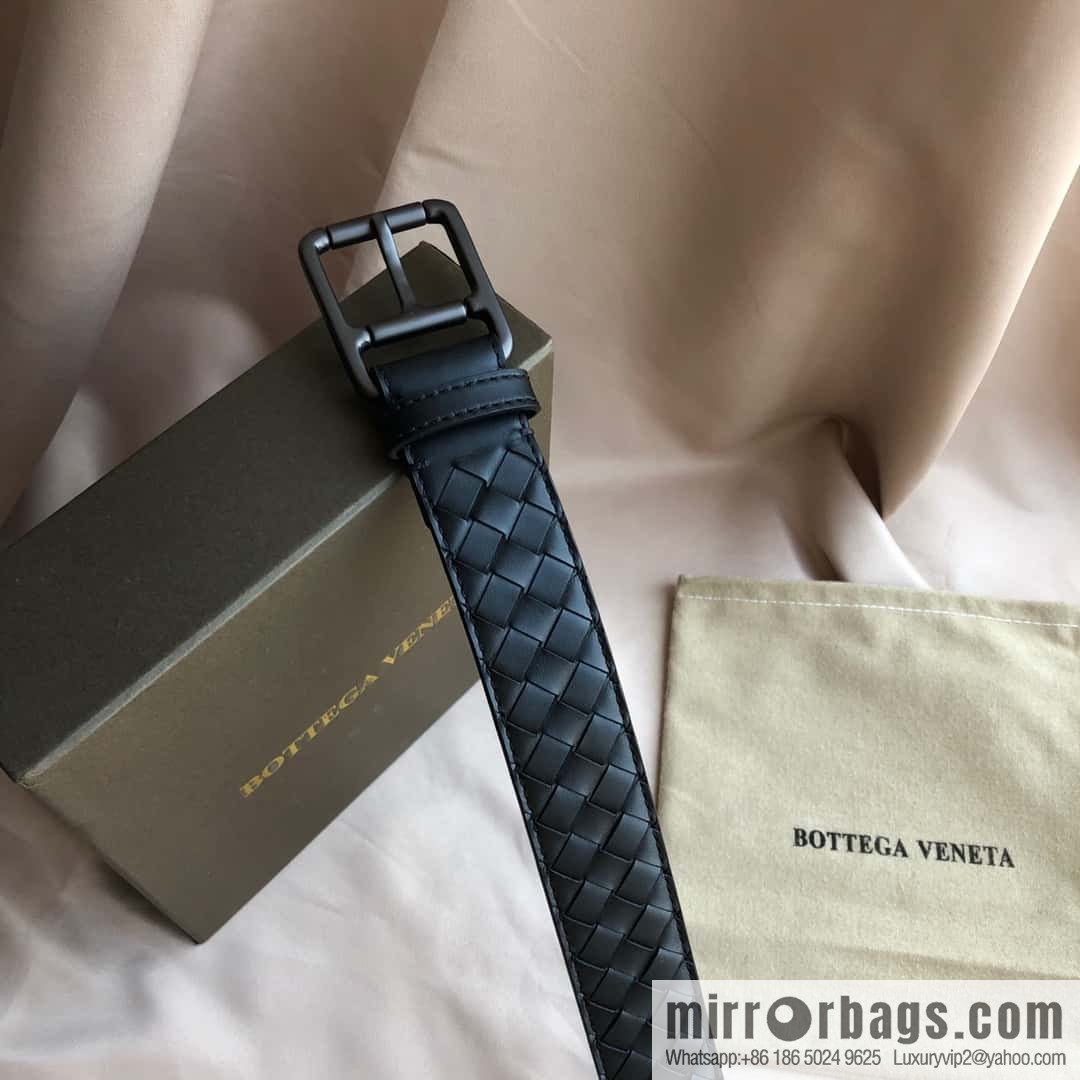 Bottega Veneta Butterfly Replica Luxury Handbag, first layer of cowhide woven, pin buckle design 3.5cm belt