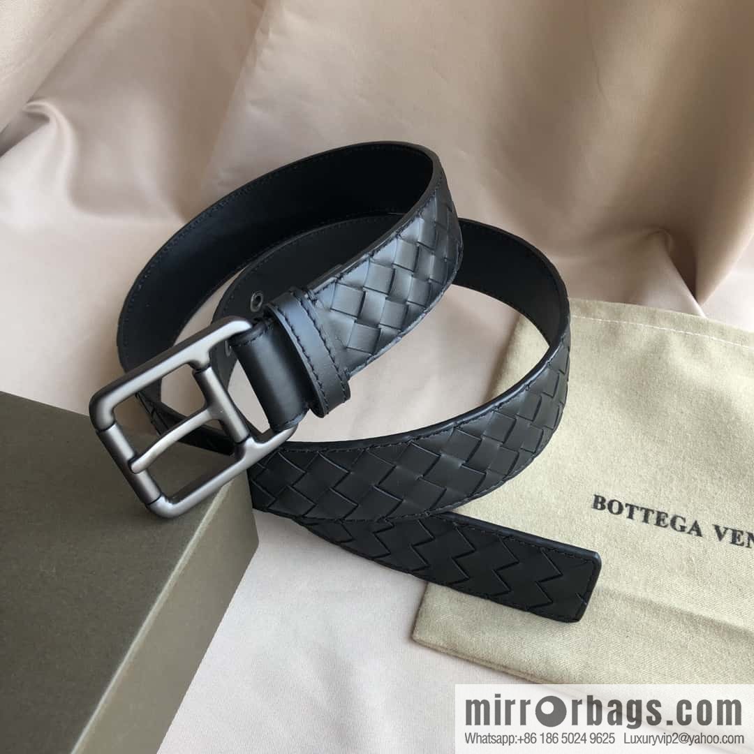 Bottega Veneta Butterfly Replica Luxury Handbag, first layer of cowhide woven, pin buckle design 3.5cm belt
