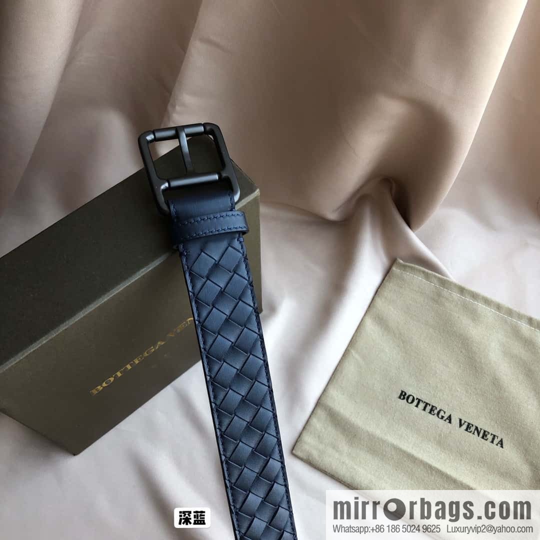 Bottega Veneta Butterfly Replica Luxury Handbag, first layer of cowhide woven, pin buckle design 3.5cm belt