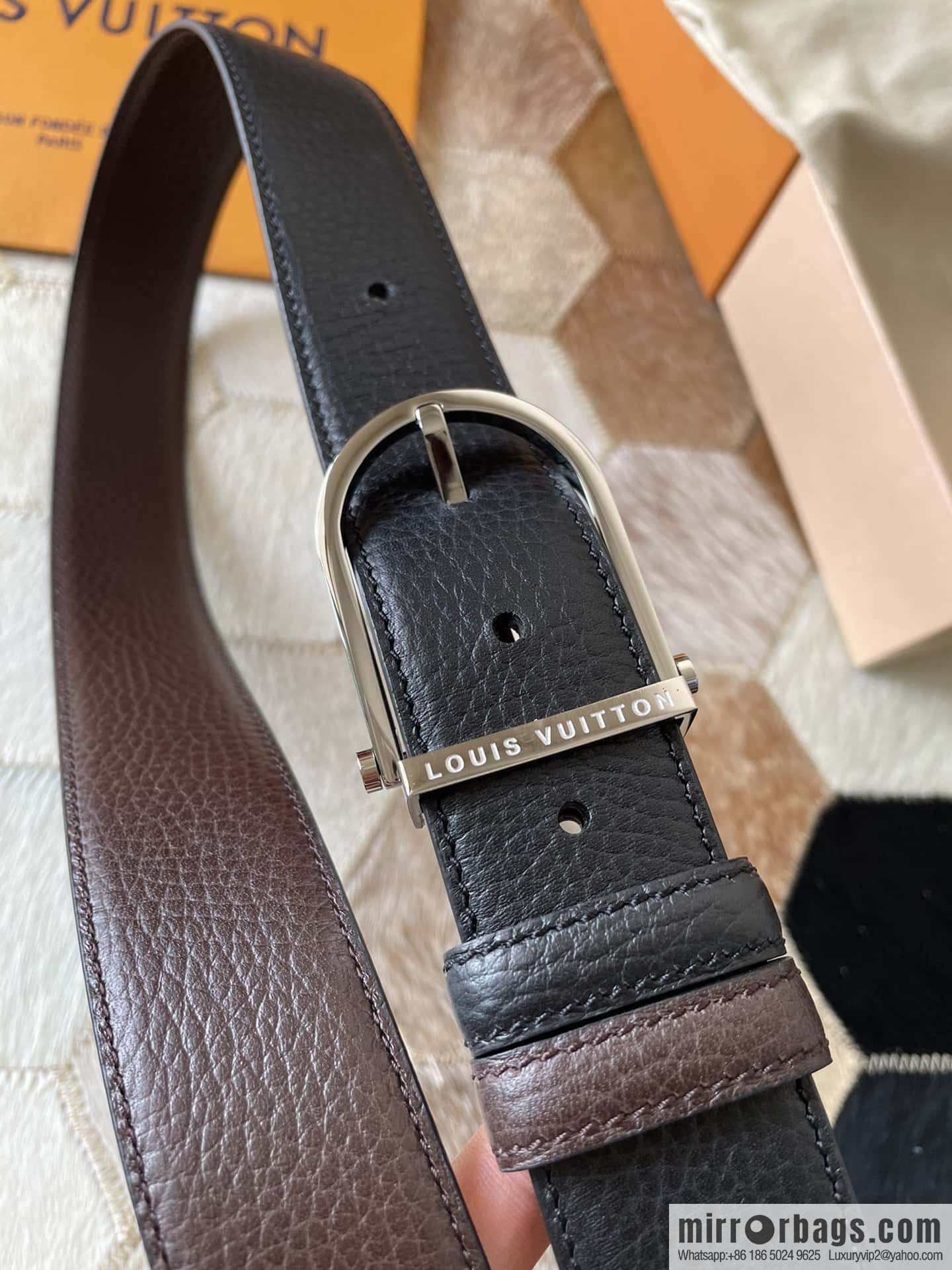 LV stainless steel pin buckle with the first layer of cowhide double-sided lychee adjustable external belt 35MM