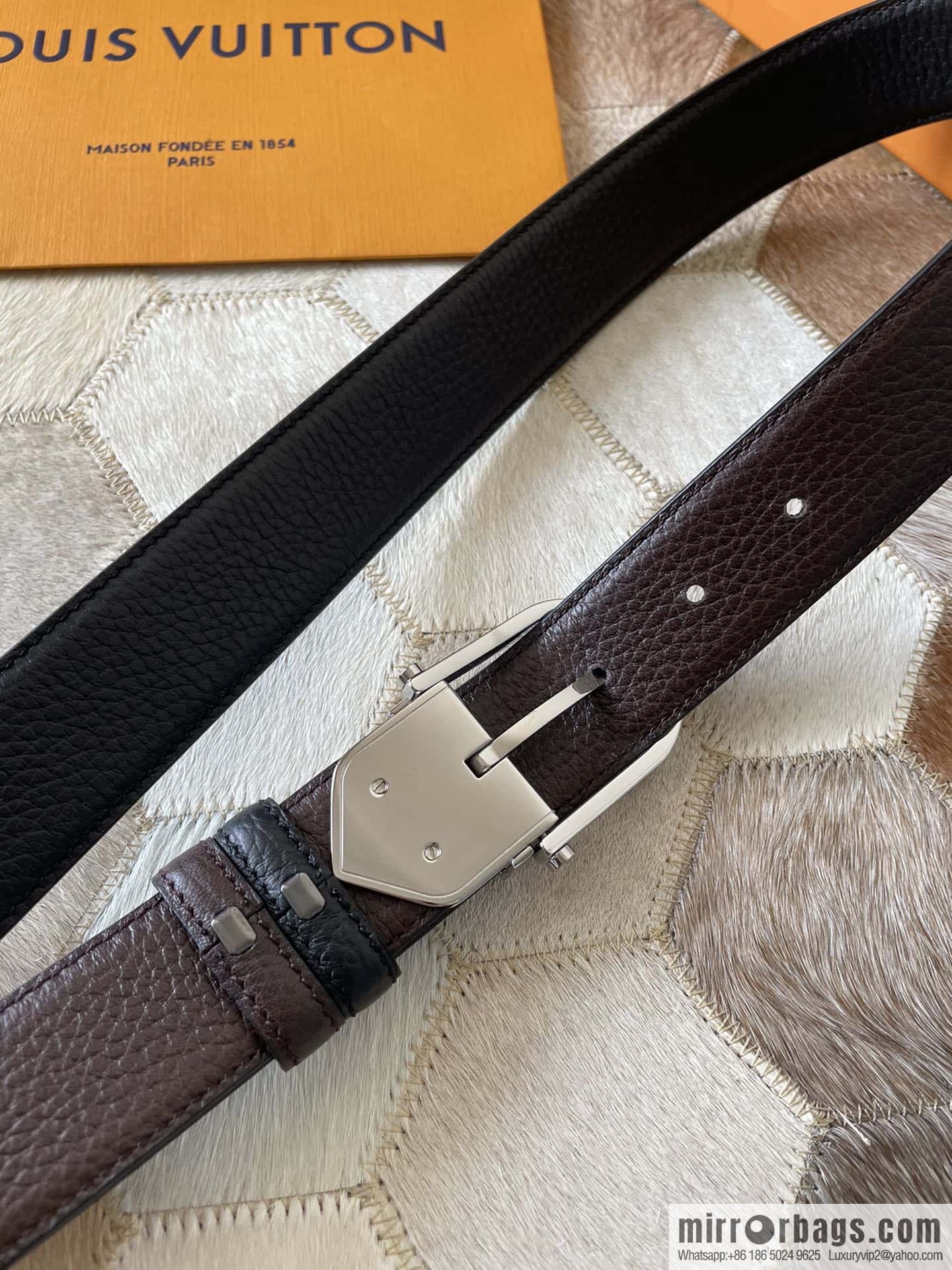 LV stainless steel pin buckle with the first layer of cowhide double-sided lychee adjustable external belt 35MM