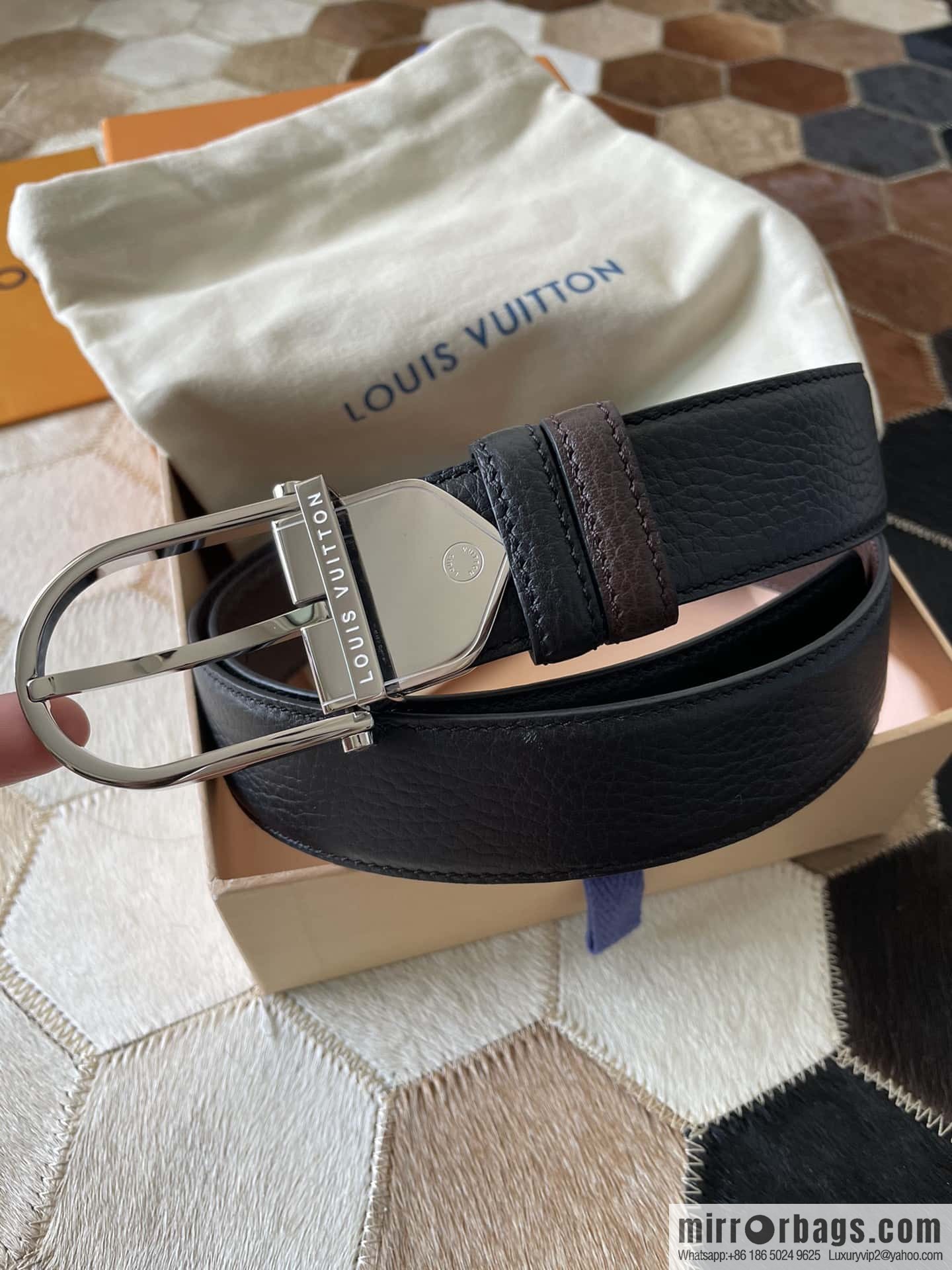 LV stainless steel pin buckle with the first layer of cowhide double-sided lychee adjustable external belt 35MM
