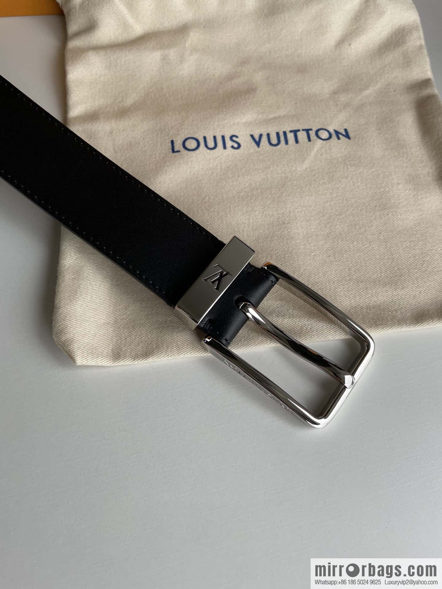 LV 35mm wide calfskin belt