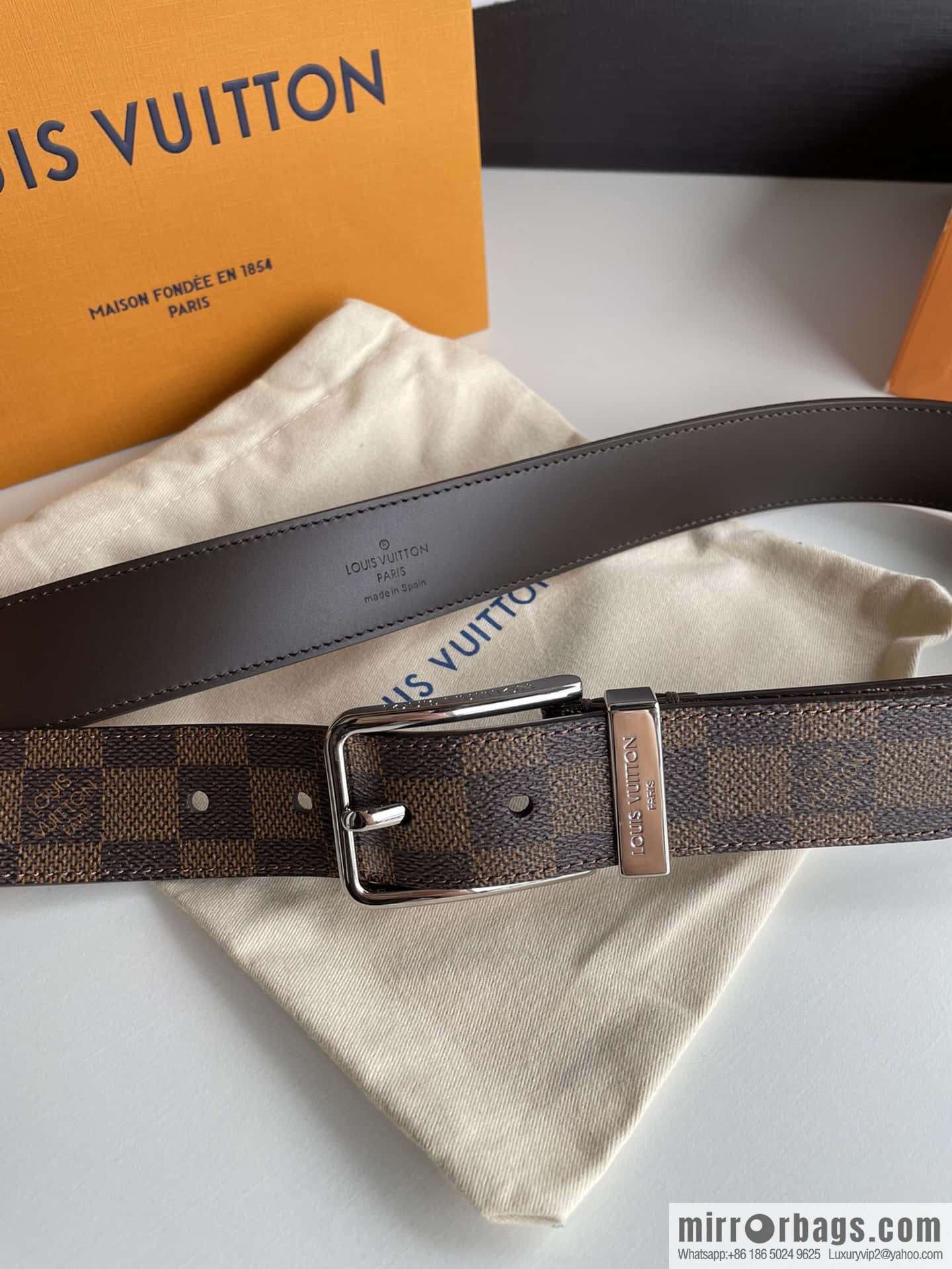 LV 35mm wide calfskin belt
