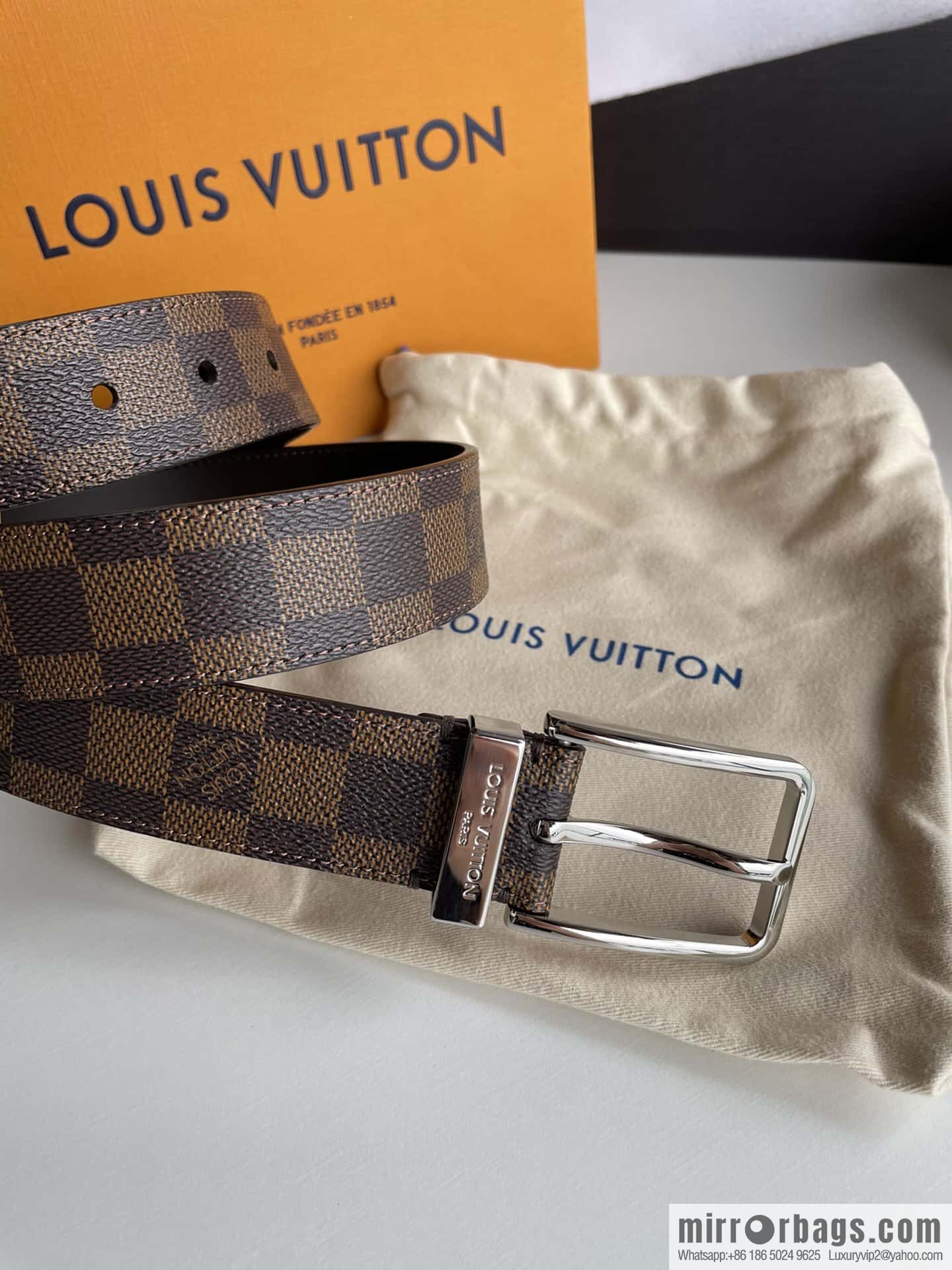 LV 35mm wide calfskin belt