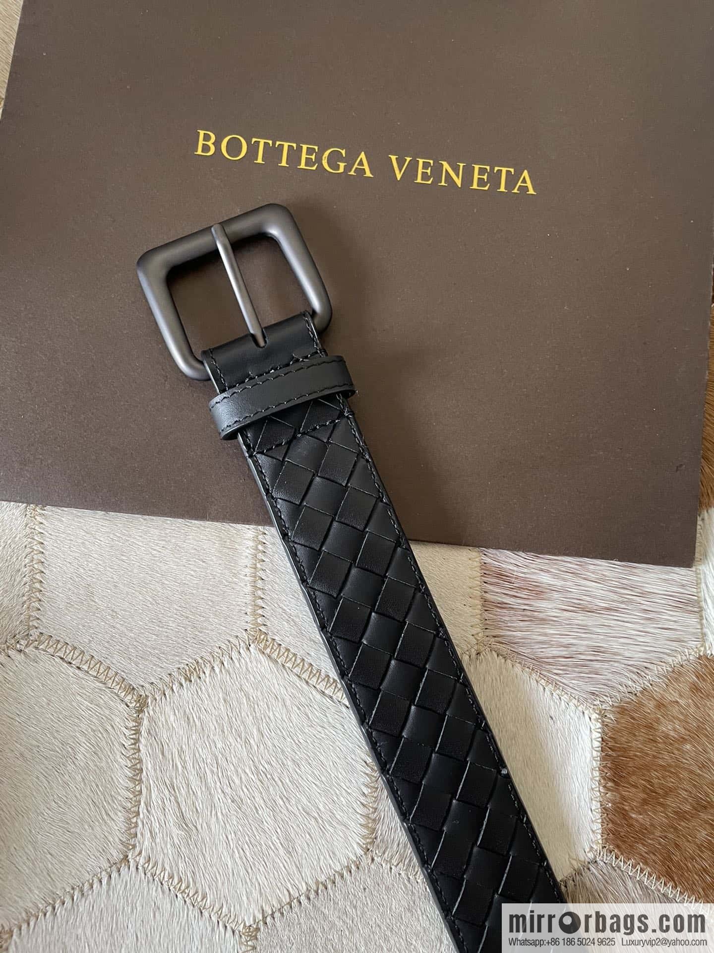 Bottega Veneta Butterfly Replica Luxury Handbag, top layer cowhide woven 3.8cm classic color pin buckle belt