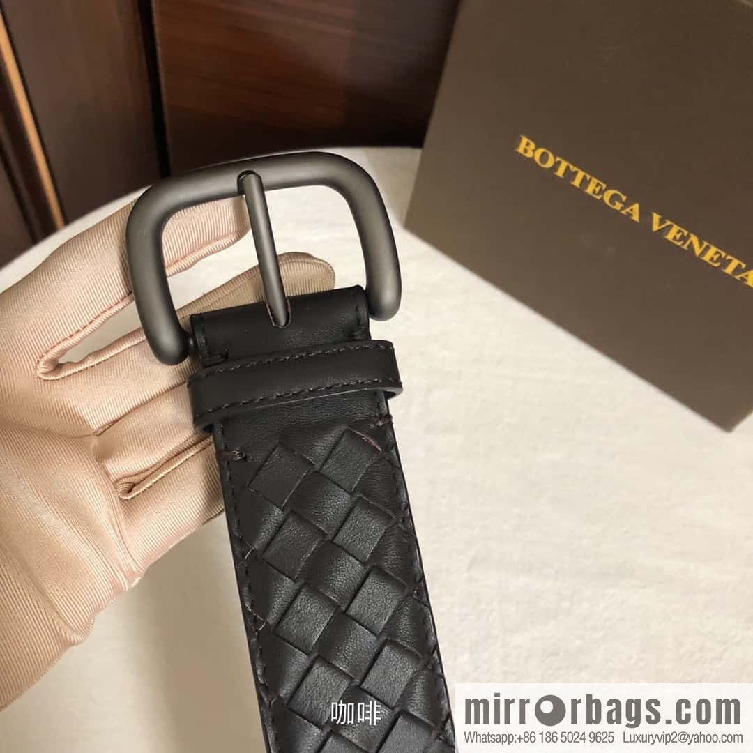 Bottega Veneta Butterfly Replica Luxury Handbag, top layer cowhide woven 3.8cm classic color pin buckle belt