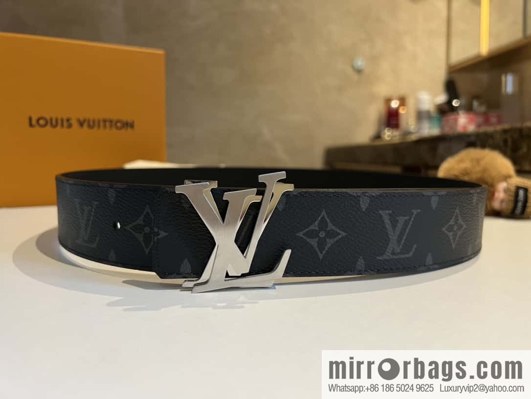 LV Shake 40 mm Double Sided Belt