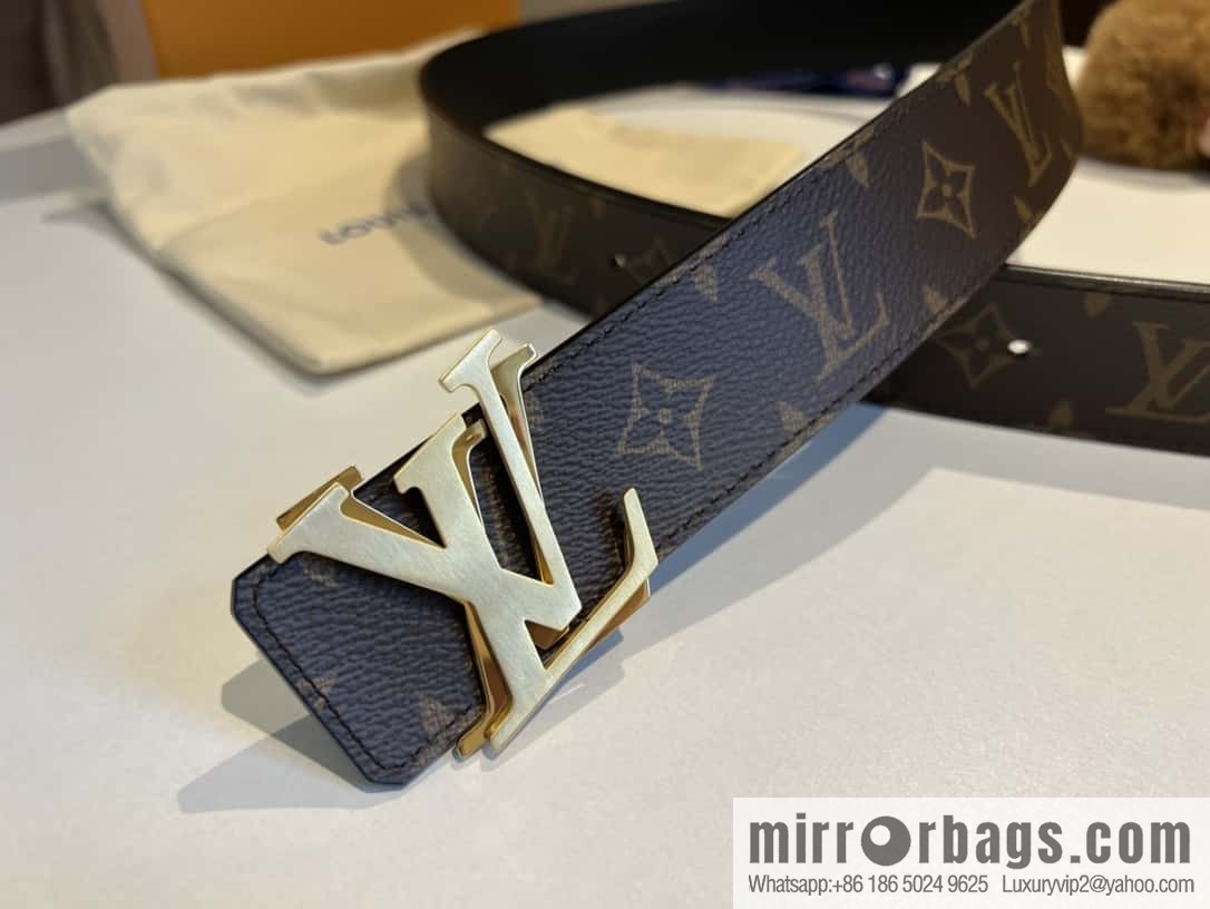 LV Shake 40 mm Double Sided Belt