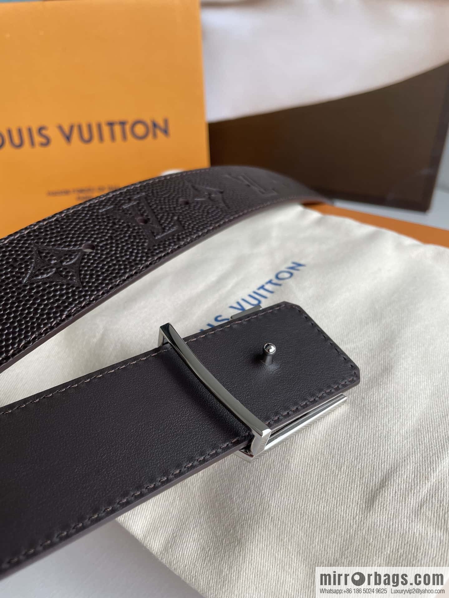 LV embossed presbyopia imported cowhide sticker metal buckle 4.0CM belt