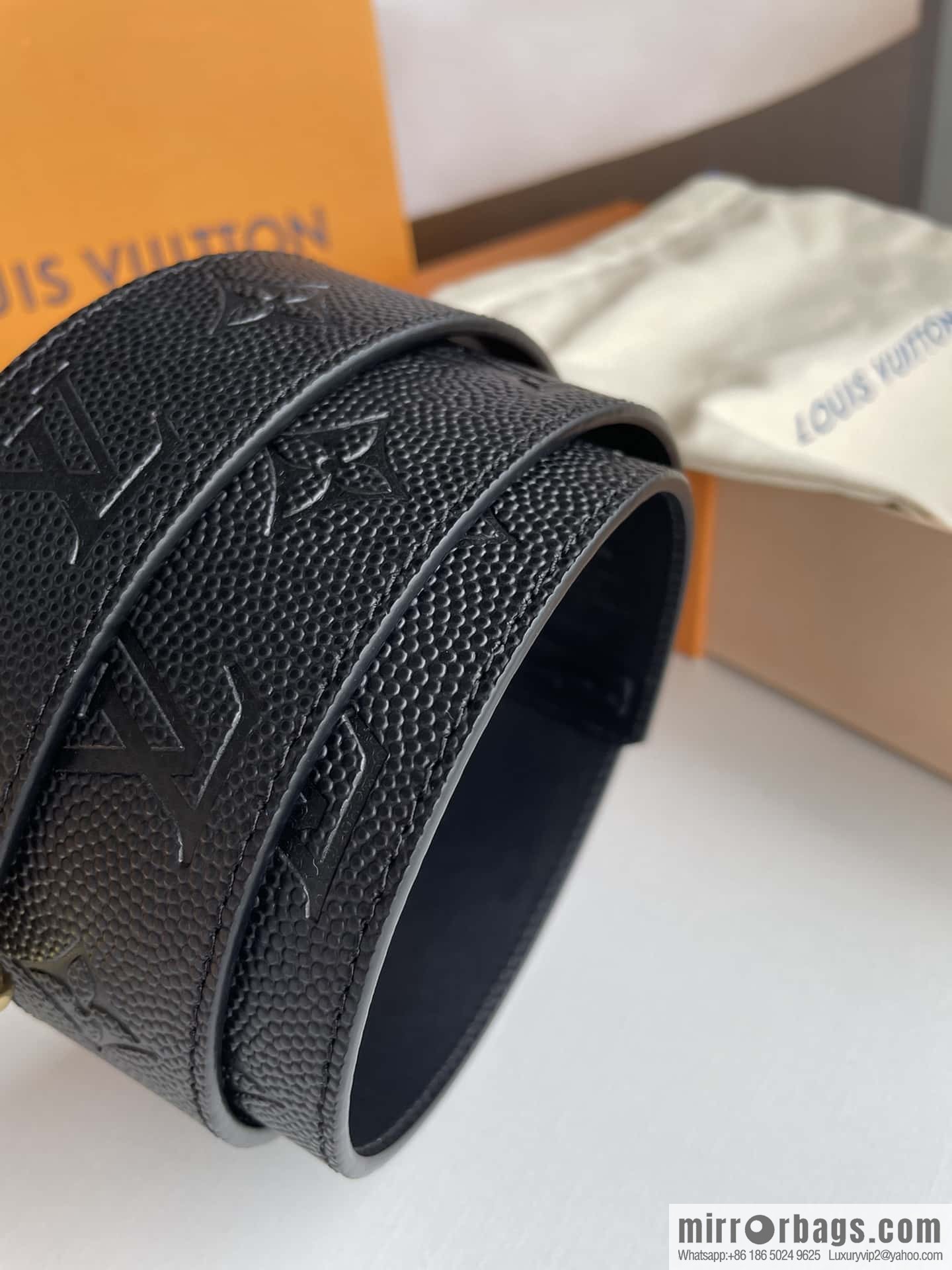 LV embossed presbyopia imported cowhide sticker metal buckle 4.0CM belt