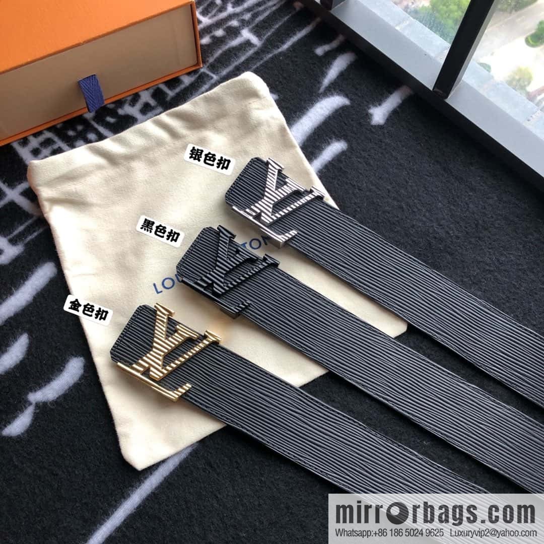LV Initiales. 40mm water ripple belt M9229