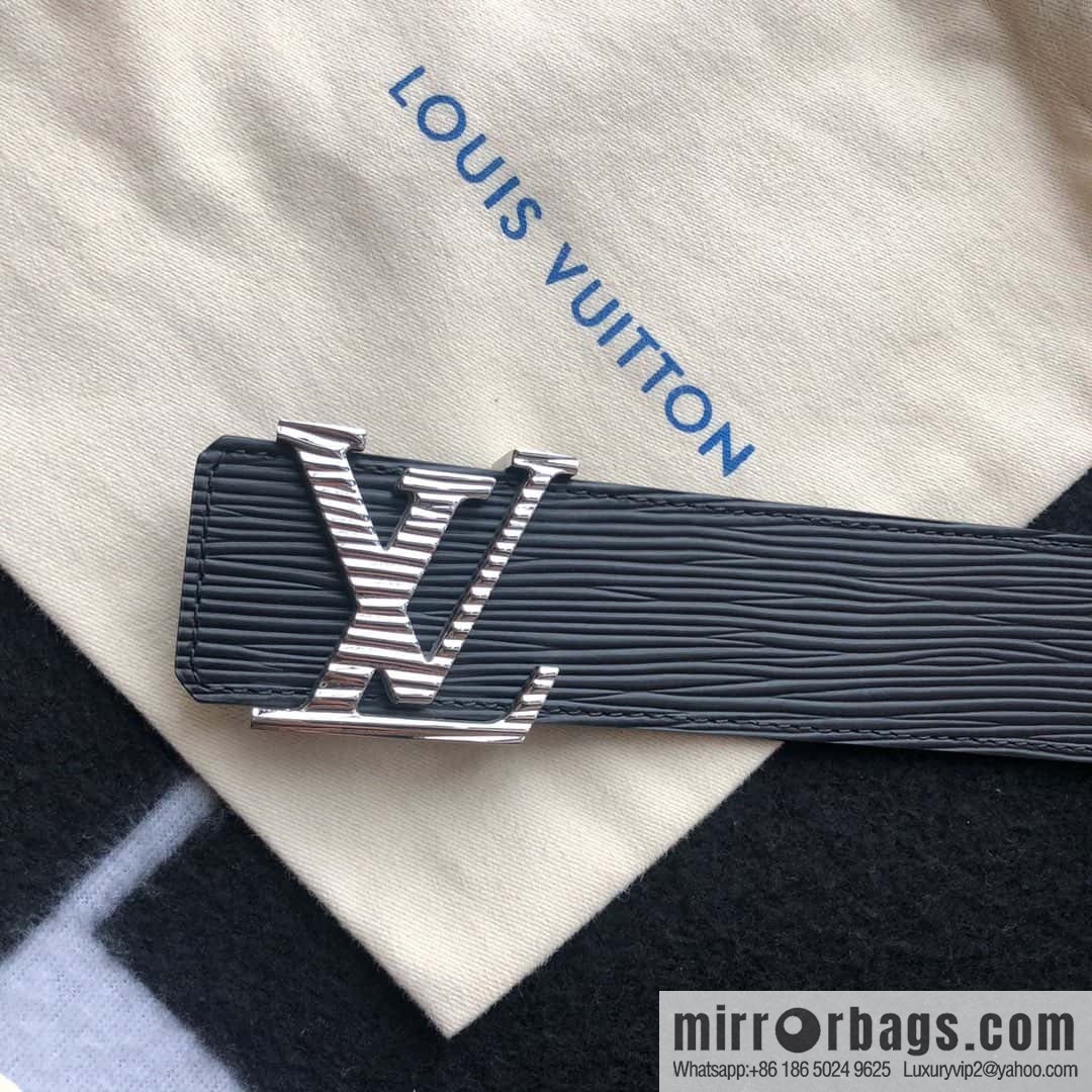 LV Initiales. 40mm water ripple belt M9229