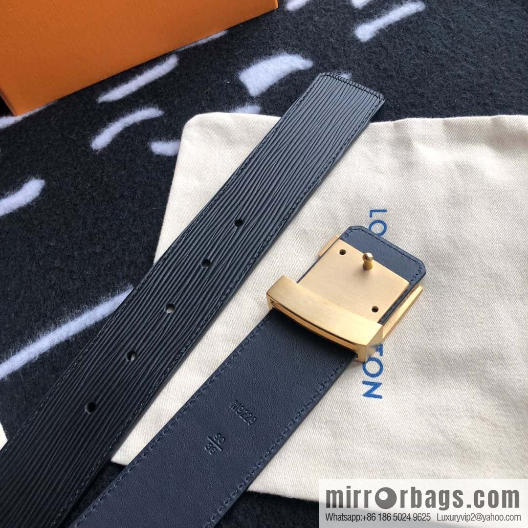 LV Initiales. 40mm water ripple belt M9229