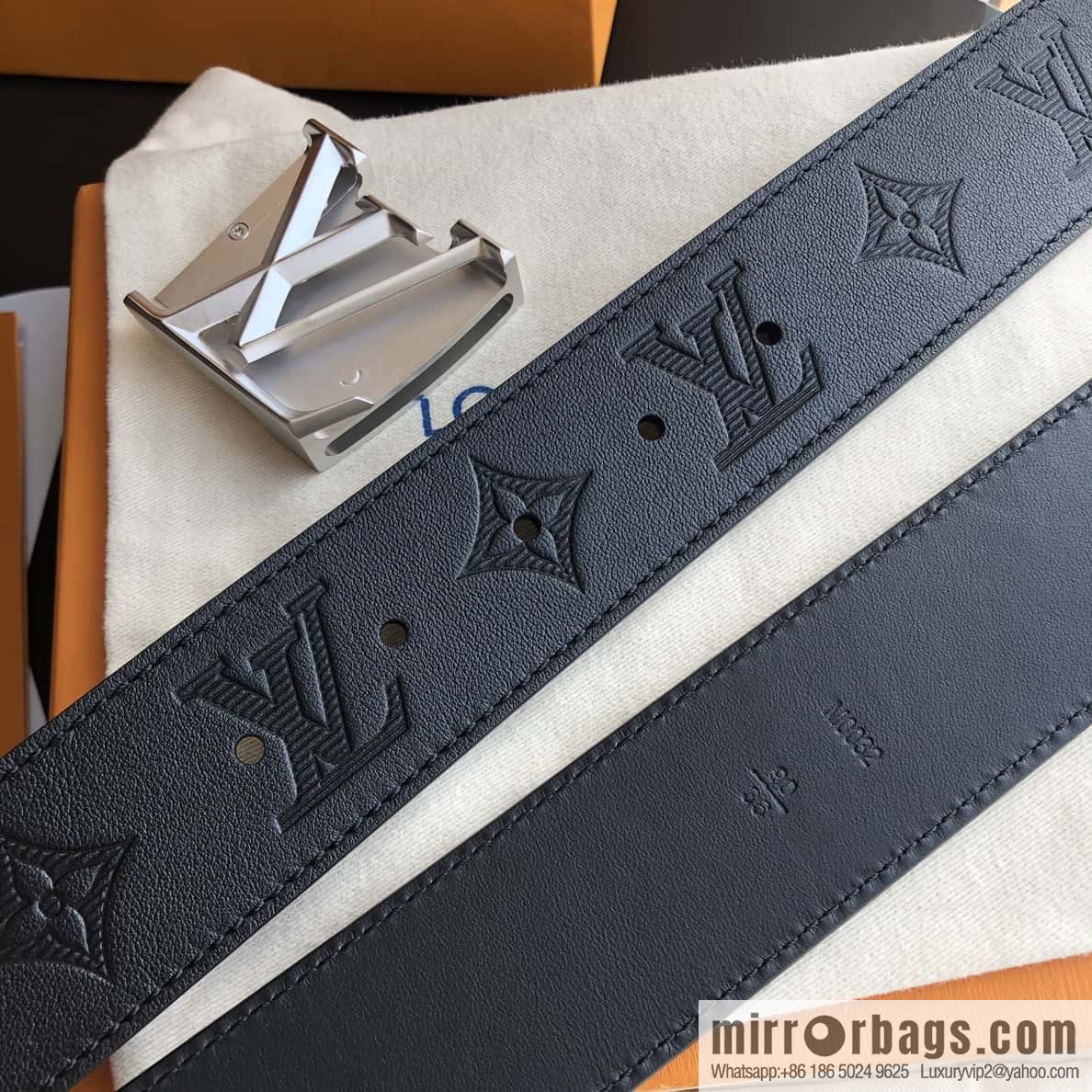 LV Louis Vuitton made in Spain embossed new presbyopia letters rhombus hardware 40MM belt