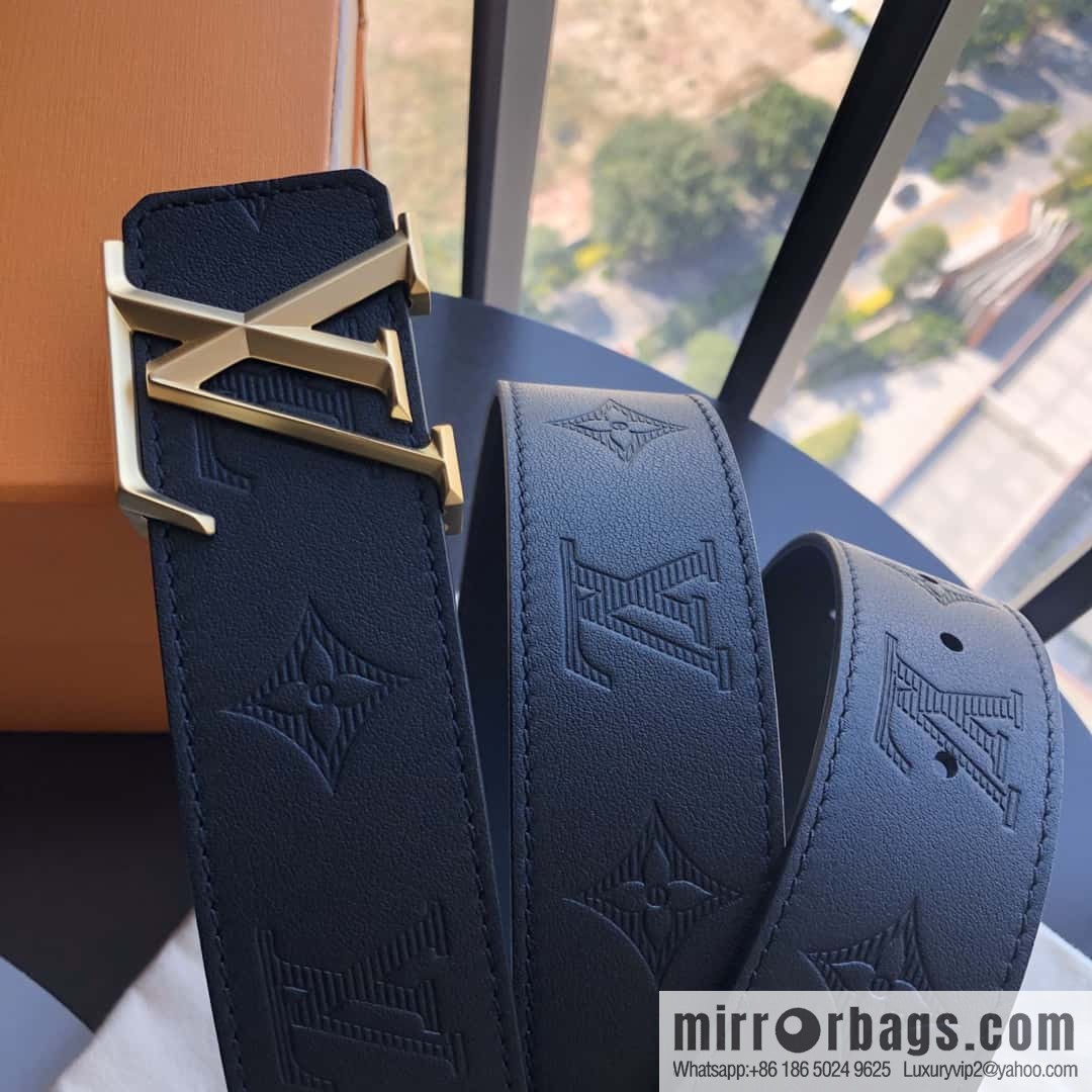 LV Louis Vuitton made in Spain embossed new presbyopia letters rhombus hardware 40MM belt
