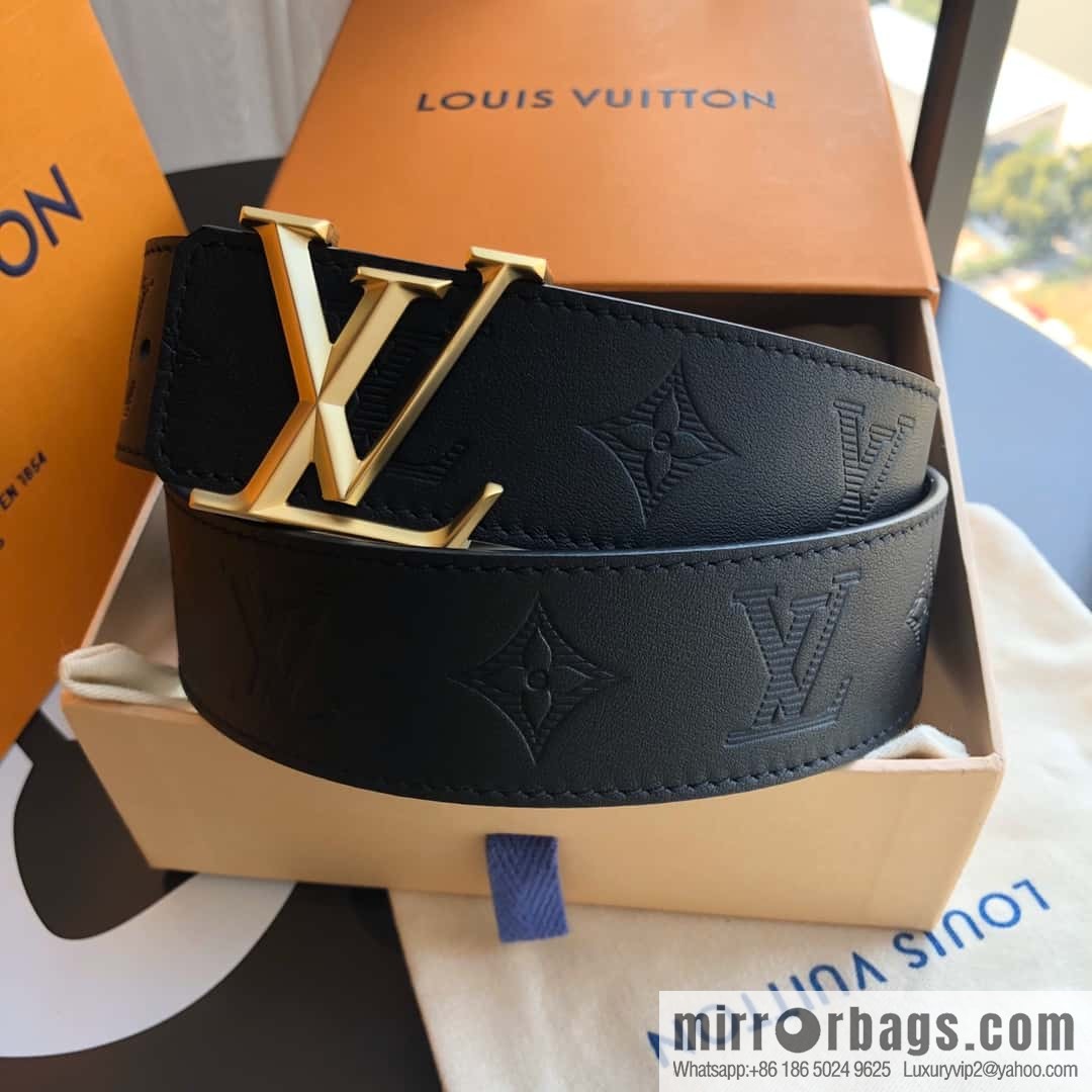 LV Louis Vuitton made in Spain embossed new presbyopia letters rhombus hardware 40MM belt
