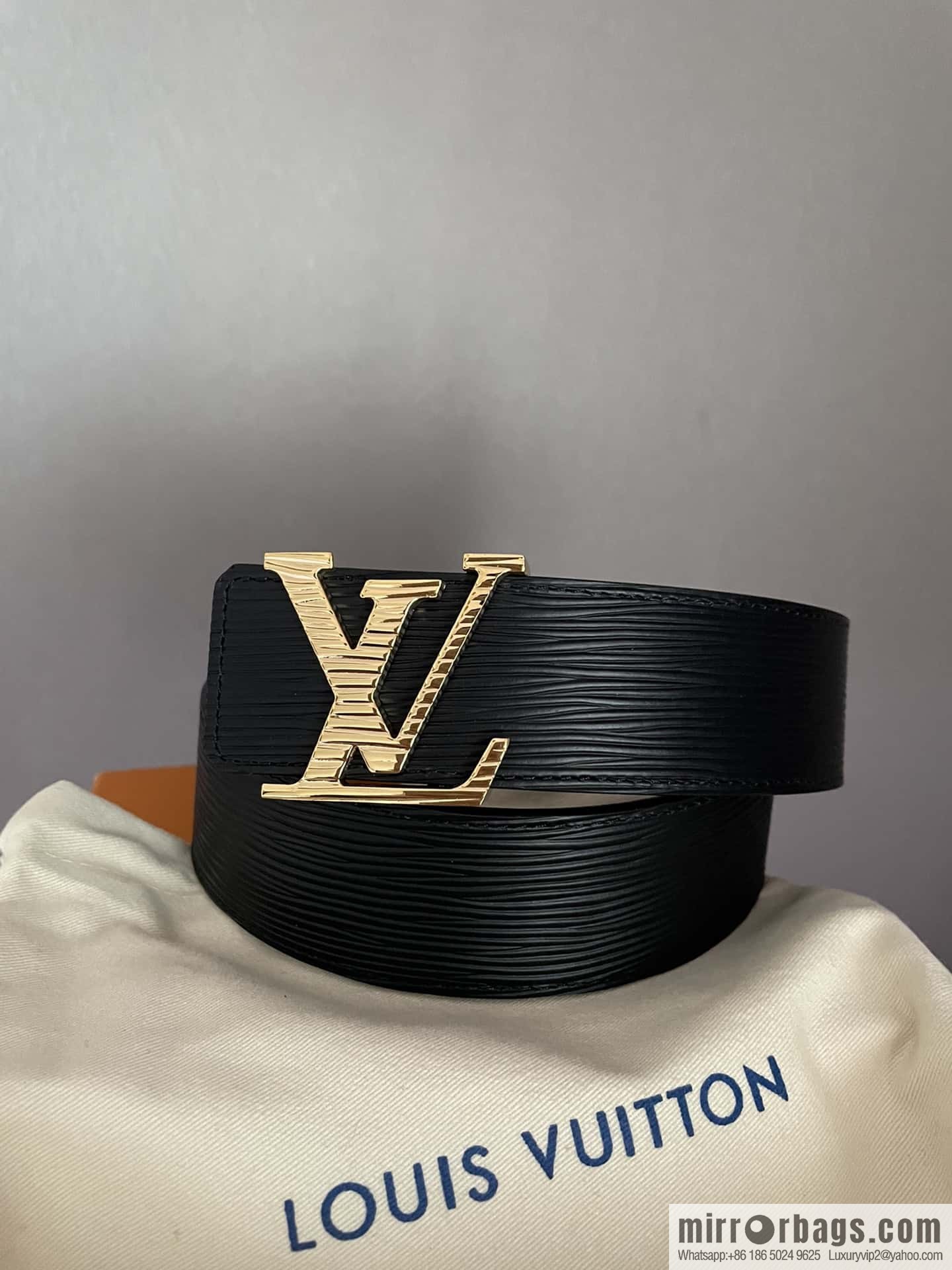 LV Initiales. 40mm Black Water Ripple Belt M9229