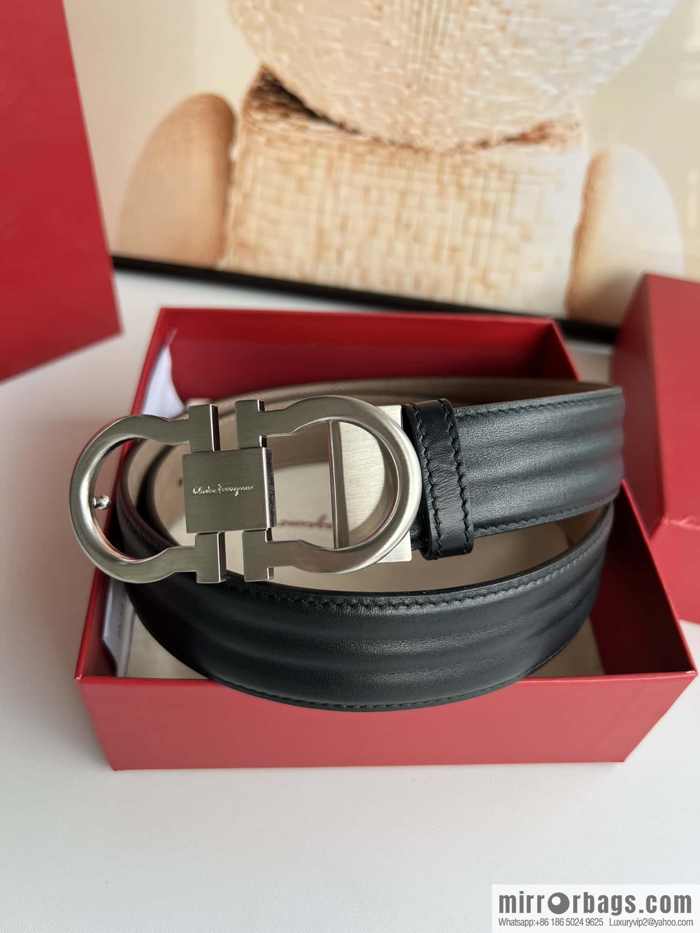 Ferragamo 8-character metal buckle, cowhide wavy texture belt 3.5CM