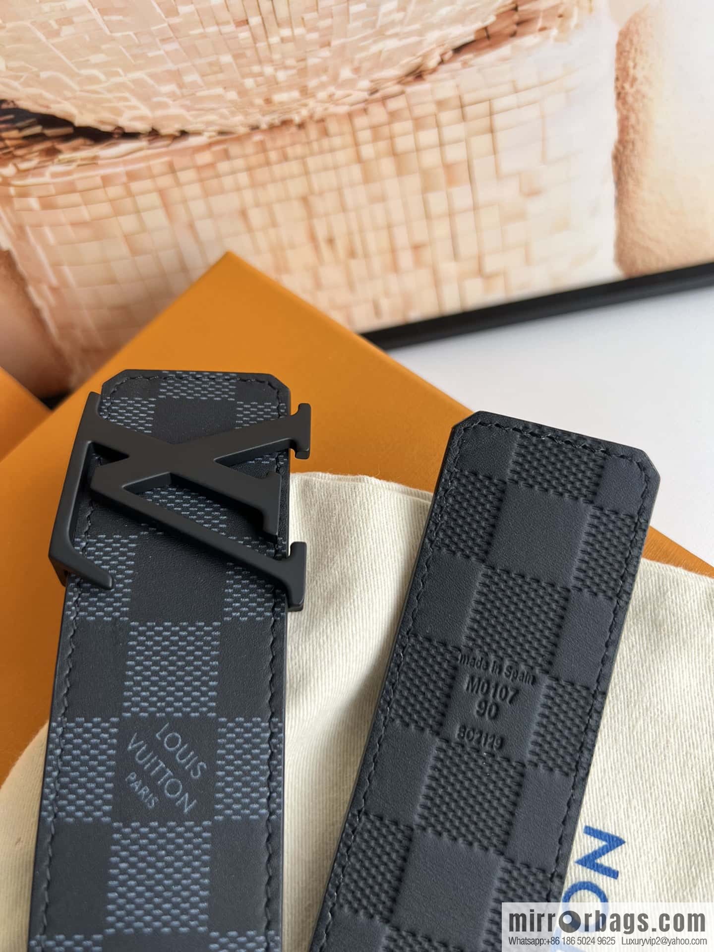 LV INITALES 40mm double-sided belt